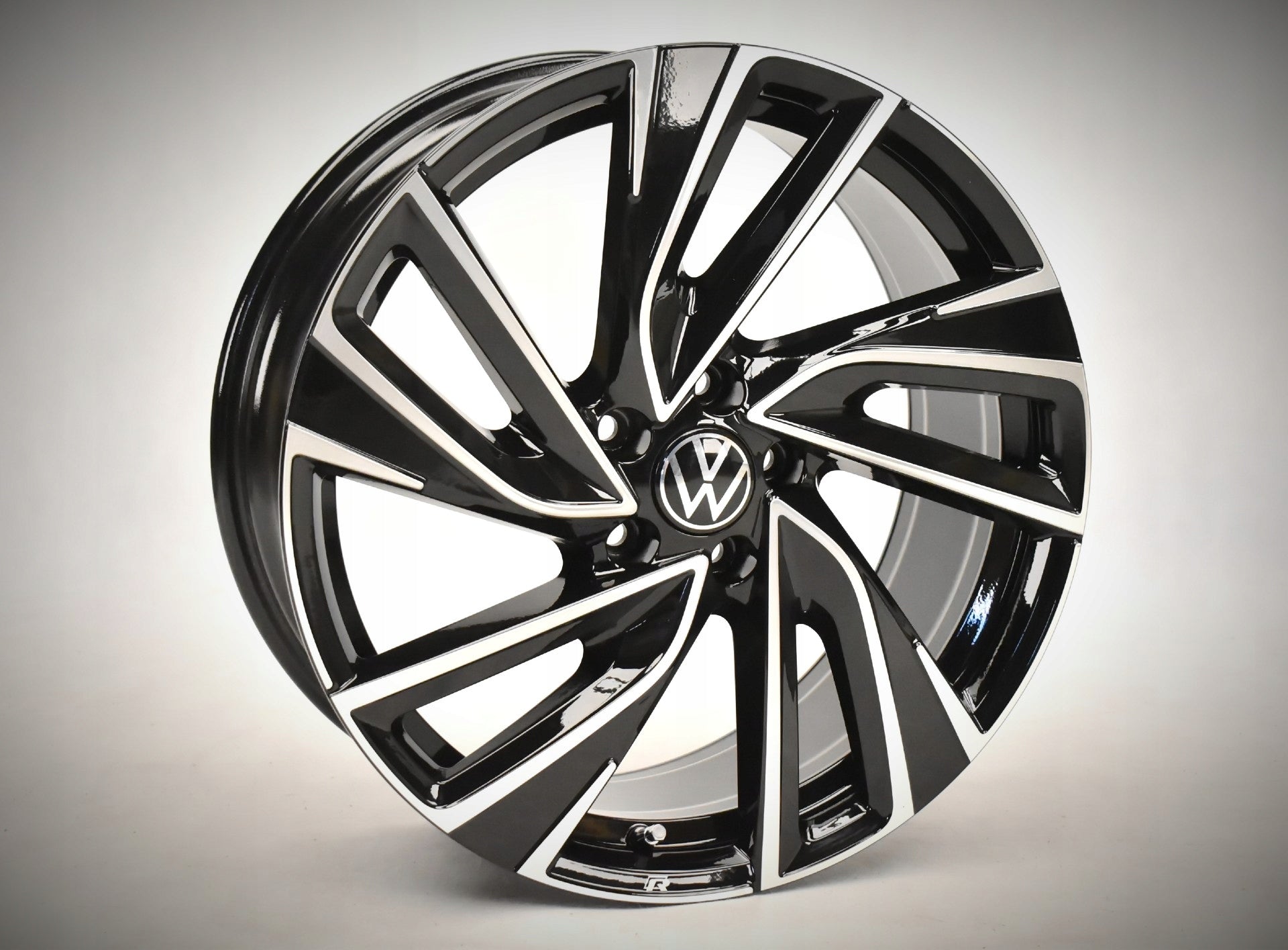  Alu Felge Volkswagen Golf T5 Aluminum rim 19 Zoll 8.0J 5x112 50ET 5H0601025R product image