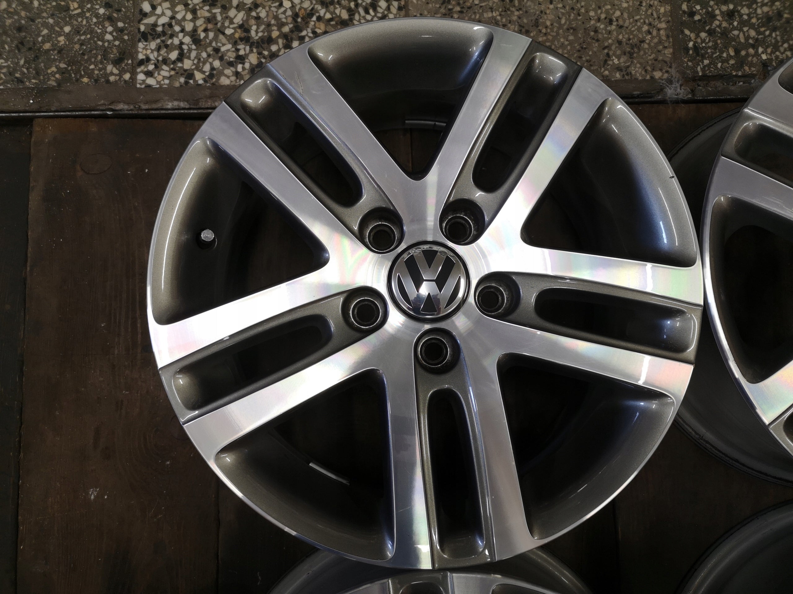 Alu Felge Volkswagen Touran Golf 16 Zoll 6.5J 5x112 50ET 1K0601025DF