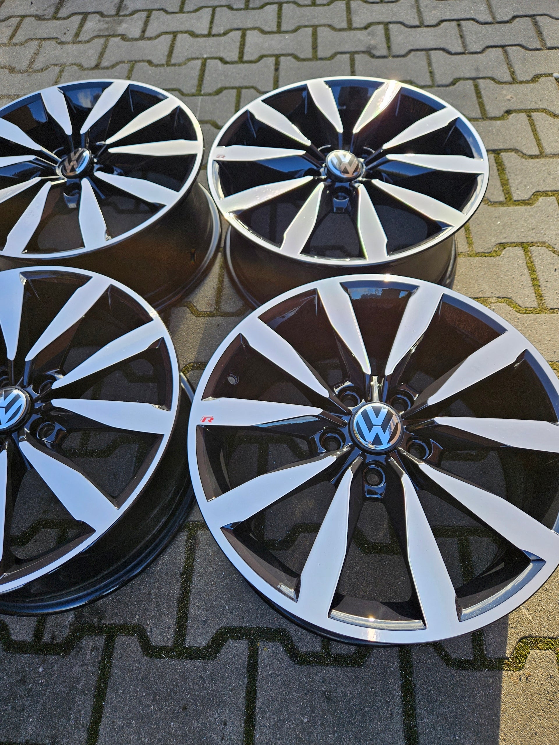 Alu Felge Volkswagen Golf Aluminum rim 17 Zoll 7.0J 5x112 49ET 5G0601025