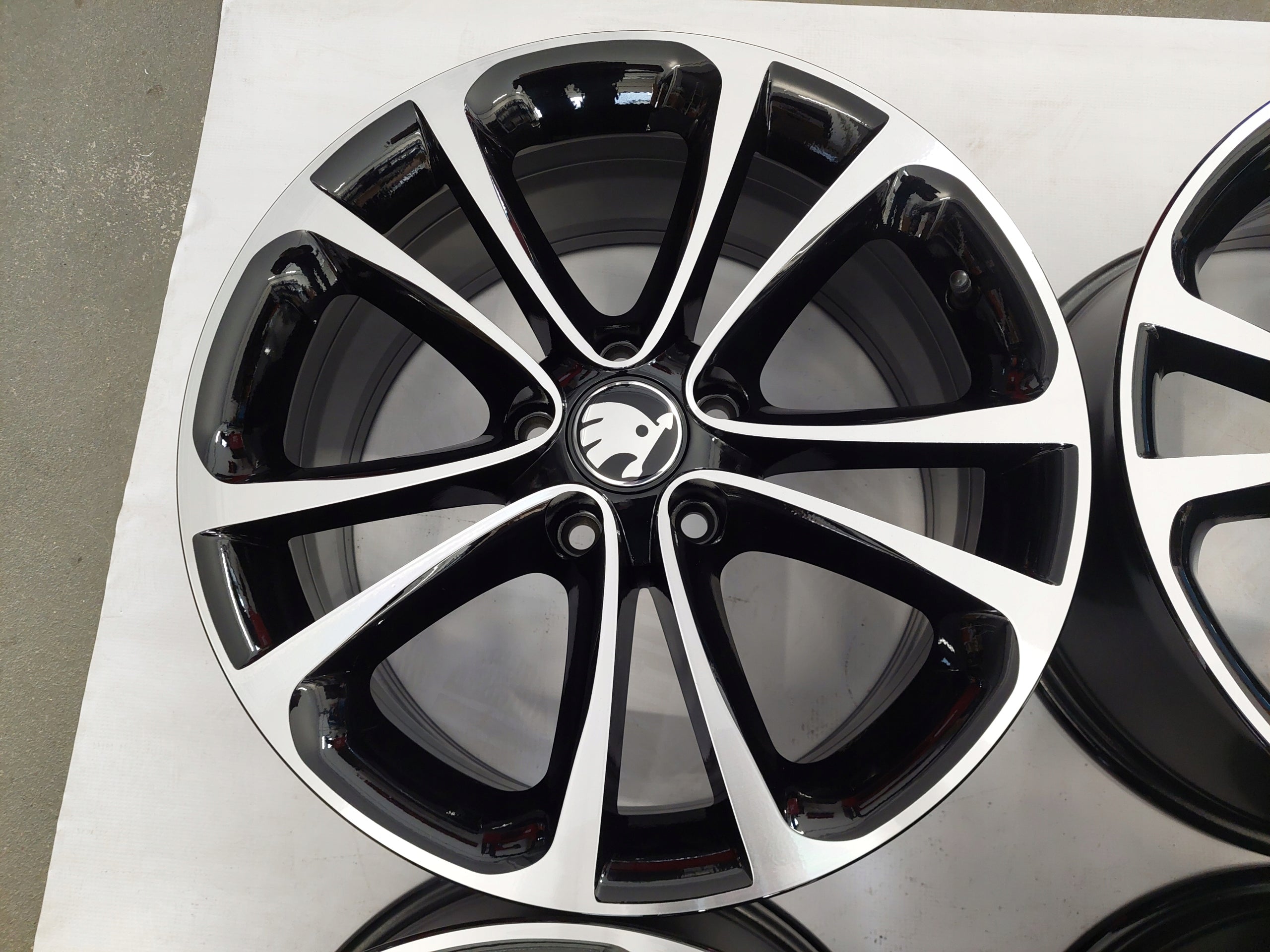 Alu Felge Volkswagen KÃ¤fer Aluminum rim 17 Zoll 8.0J 5x112 3C8601025K