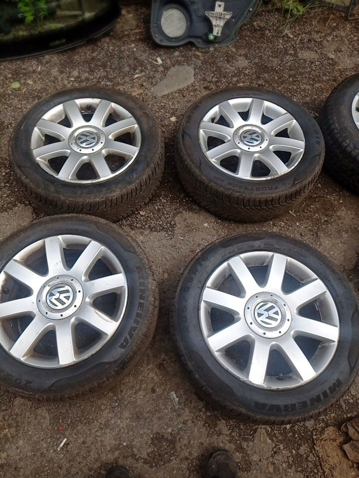 Alu Felge Volkswagen Golf Touran Caddy 16 Zoll 6.5J 5x112 50ET 1K0601025R