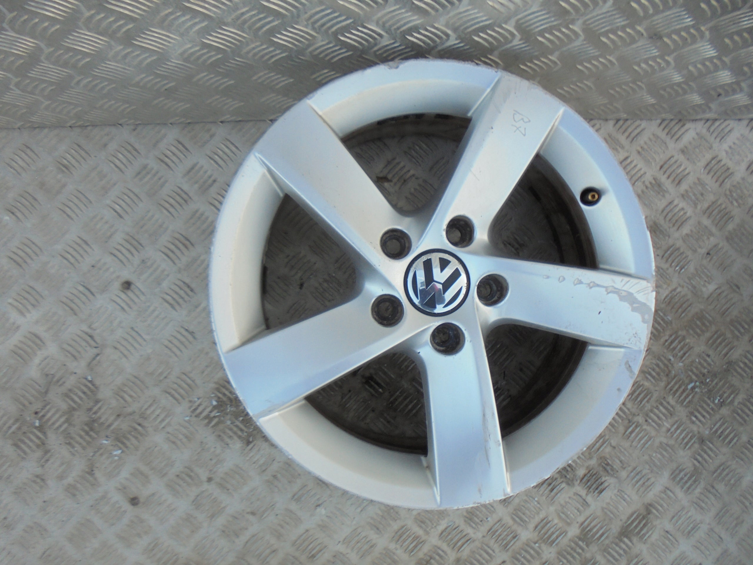 Alu Felge Volkswagen Fox Aluminum rim 16 Zoll 7.0J 5x112 45ET