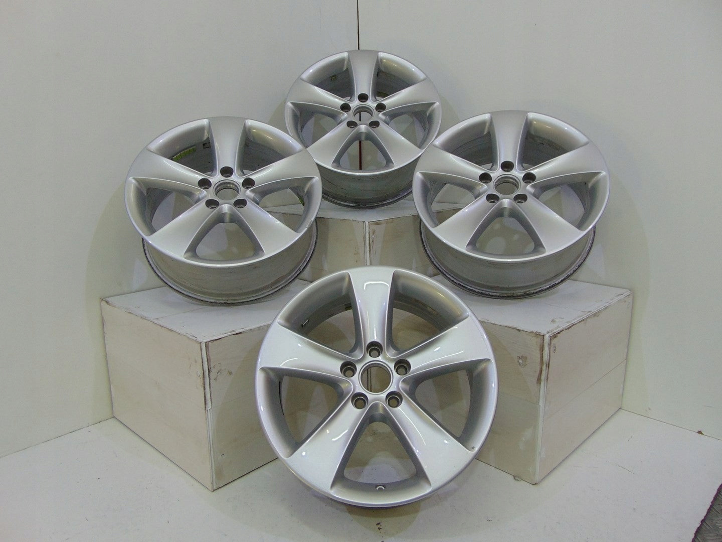 Alu Felge Volkswagen T3 Jetta Passat 17 Zoll 6.5J 5x112 39ET 3C8601025F