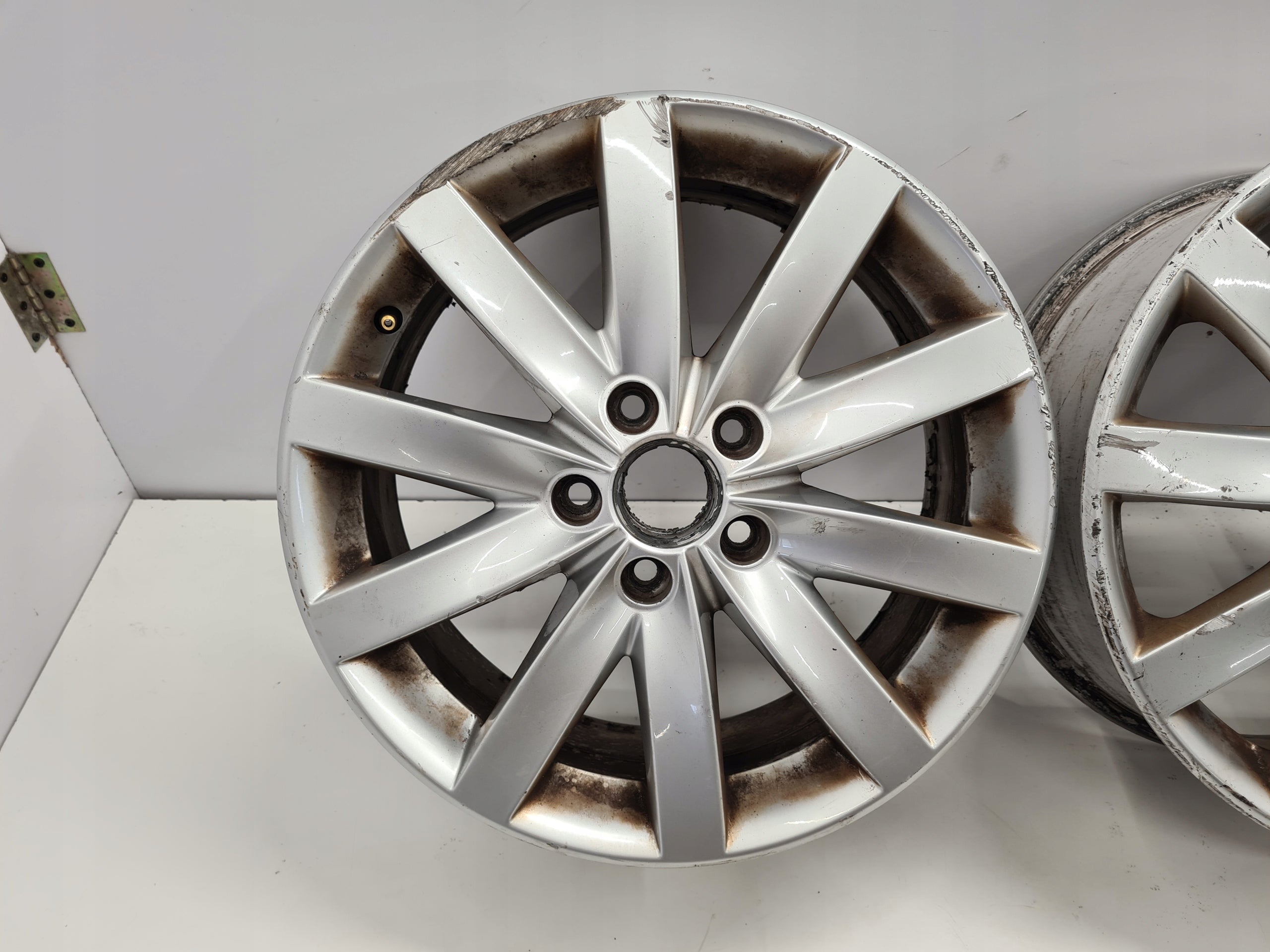 Alu Felge Volkswagen Jetta T5 Aluminum rim 17 Zoll 7.0J 5x112 5K0601025F