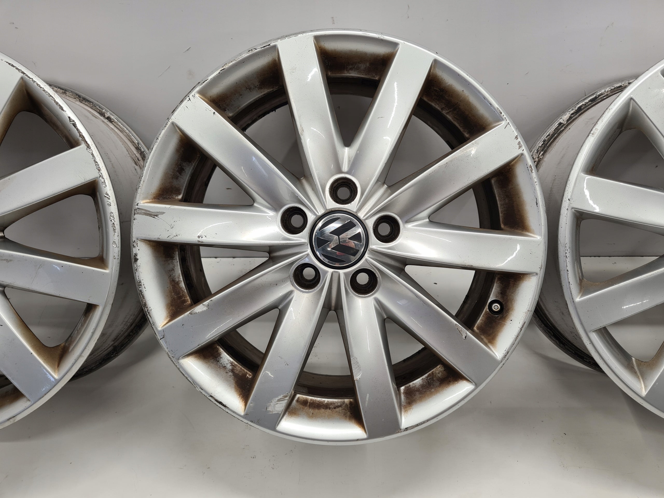 Alu Felge Volkswagen Jetta T5 Aluminum rim 17 Zoll 7.0J 5x112 5K0601025F