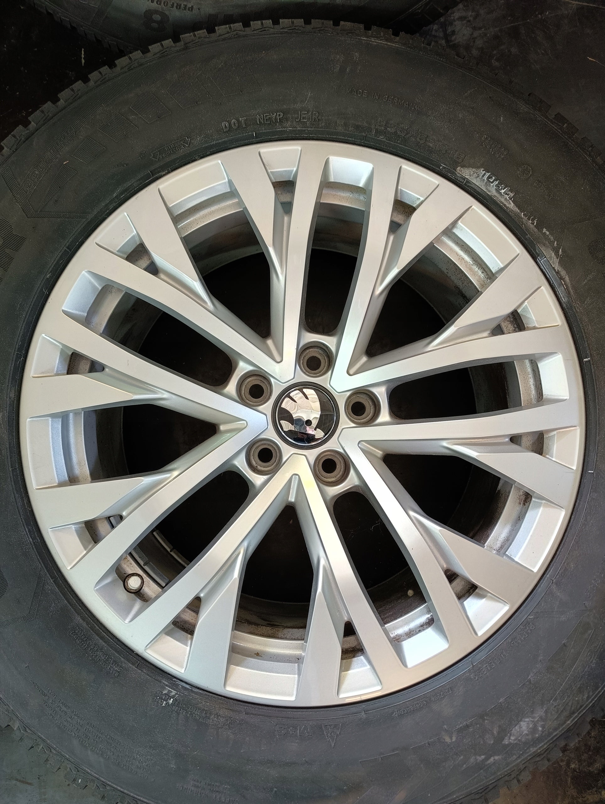 Alu Felge Volkswagen Up Aluminum rim 18 Zoll 8.0J 5x112 25ET 760601025H