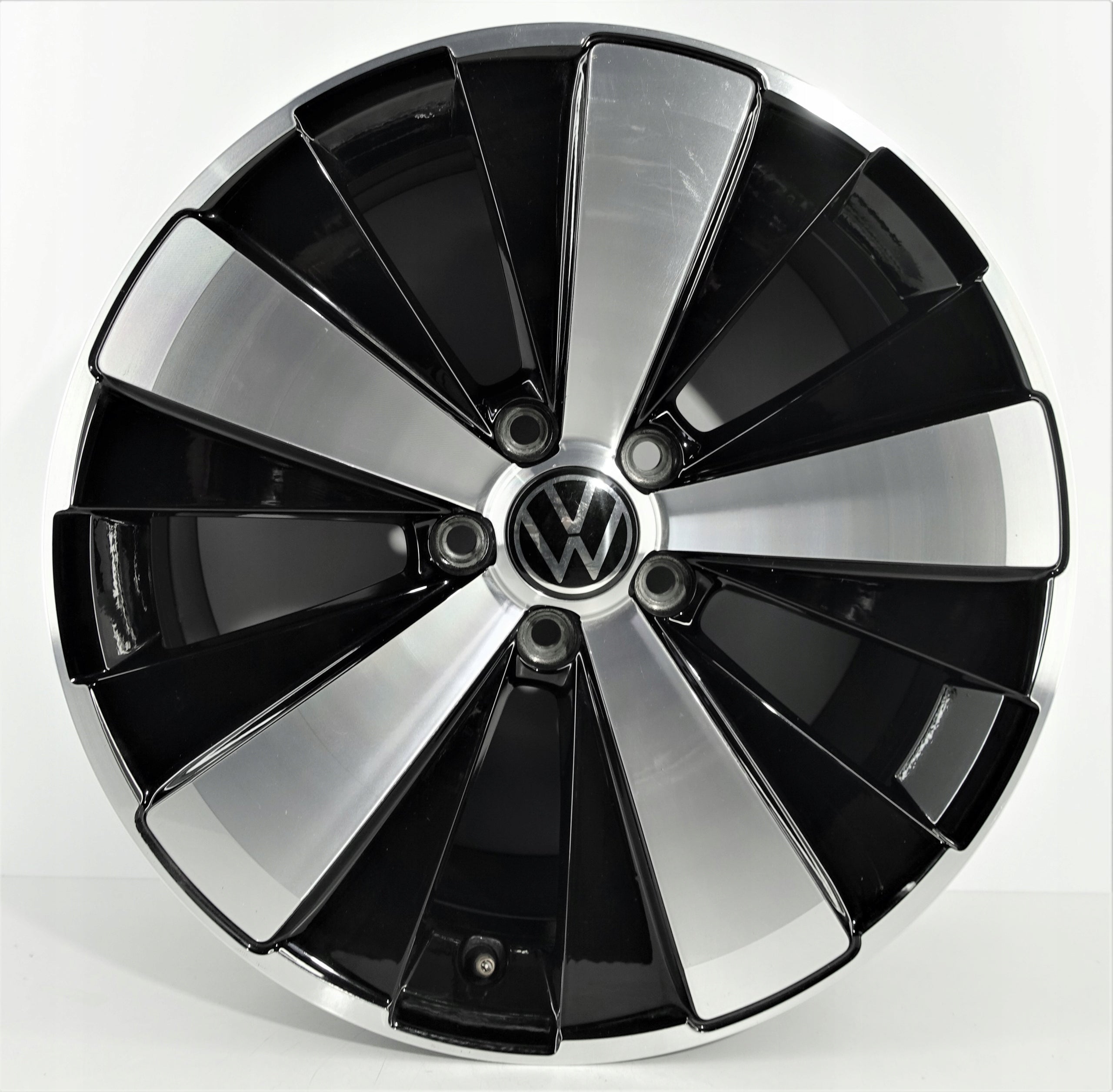 Alu Felge Volkswagen Bora Aluminum rim 18 Zoll 8.0J 5x112 48ET