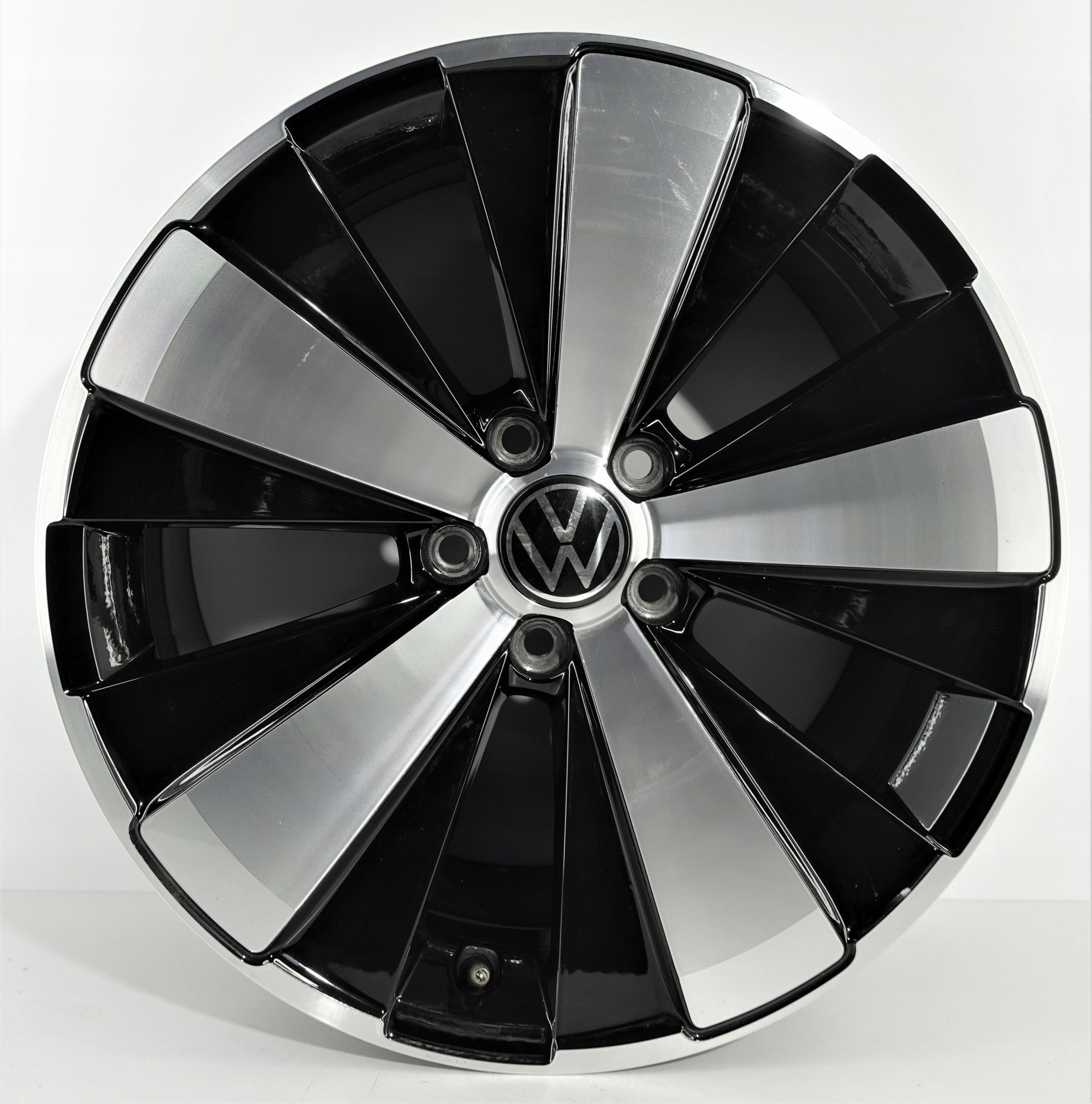 Alu Felge Volkswagen Bora Aluminum rim 18 Zoll 8.0J 5x112 48ET