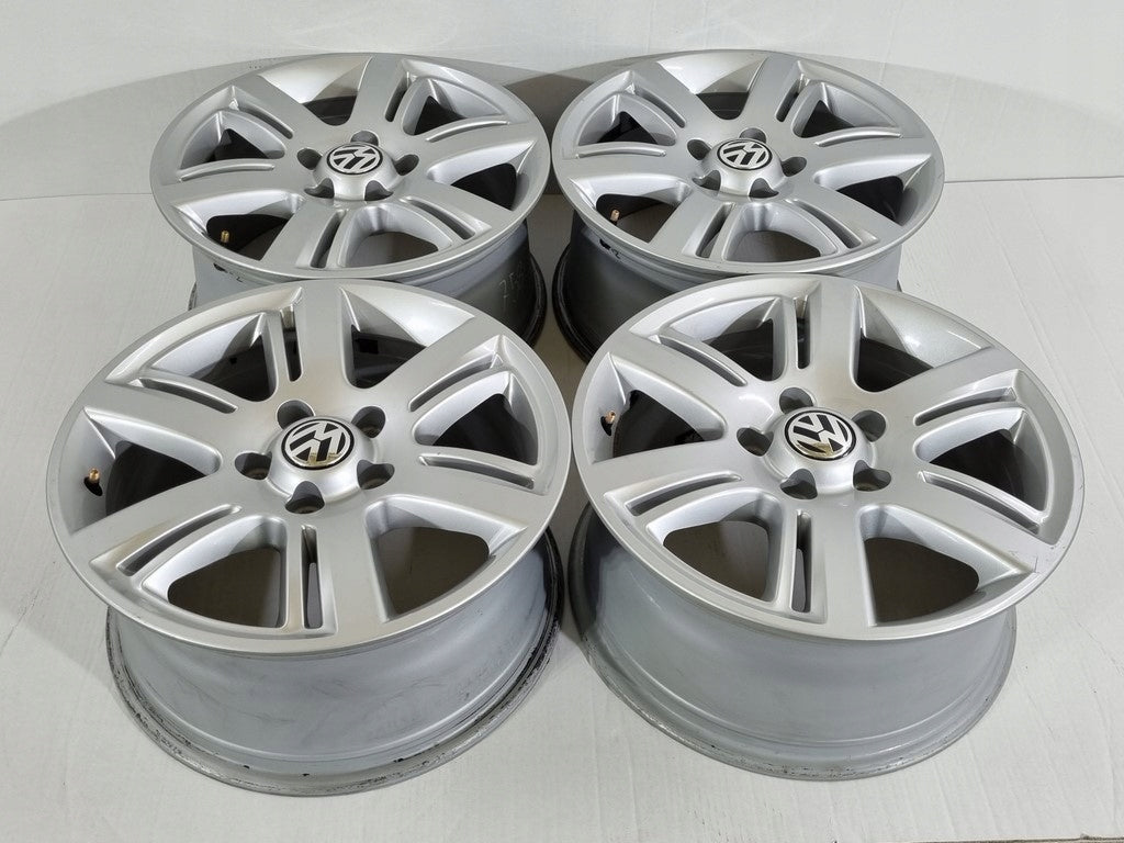 Alu Felge Volkswagen Amarok T4 17 Zoll 8.0J 5x120 49ET 2H0601025D