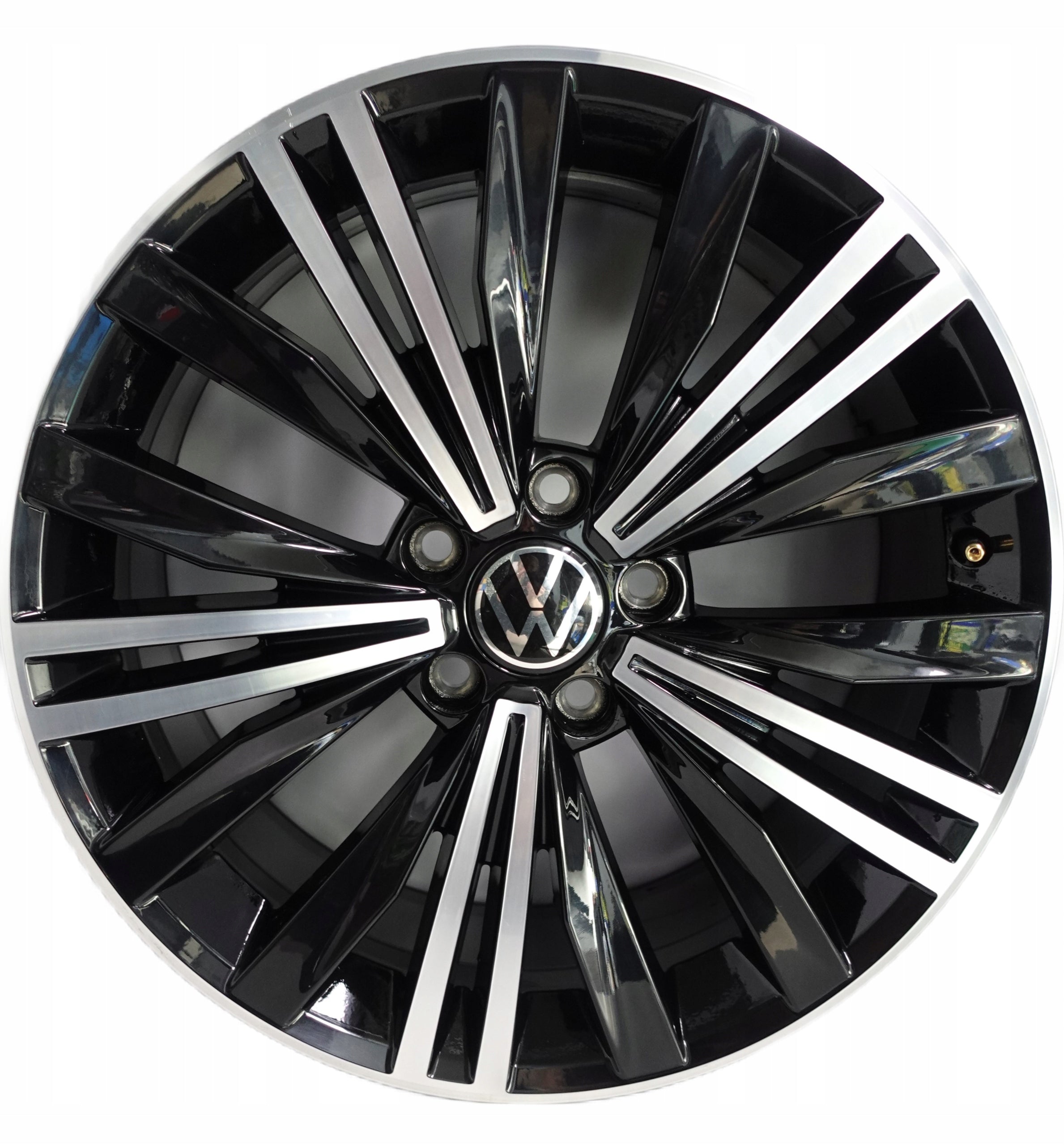 Alu Felge Volkswagen Tiguan Aluminum rim 18 Zoll 7.0J 5x112 43ET 5NA601025AB