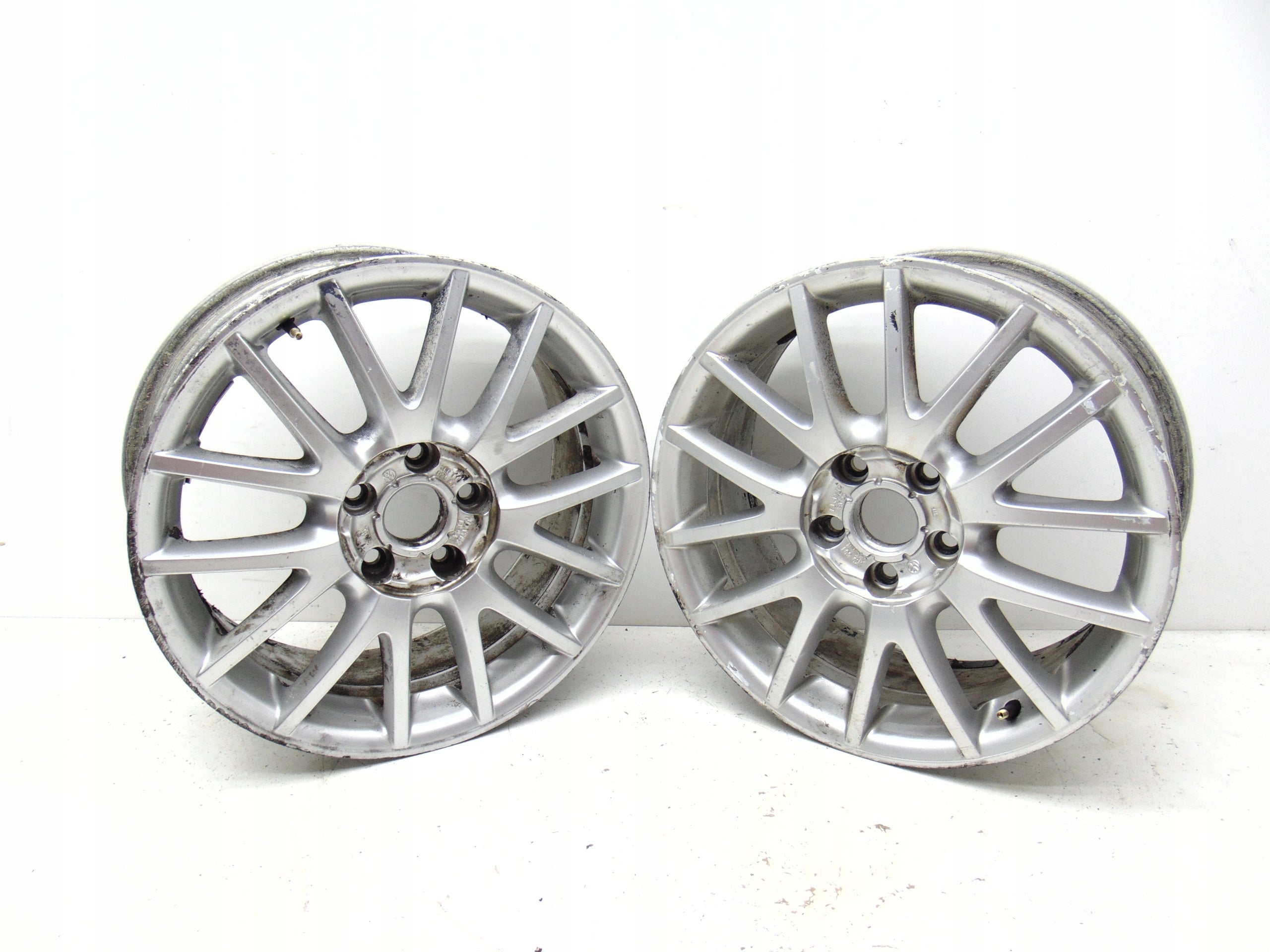 Alu Felge Volkswagen Golf V Golf Aluminum rim 17 Zoll 7.0J 5x112 1K0601025AN