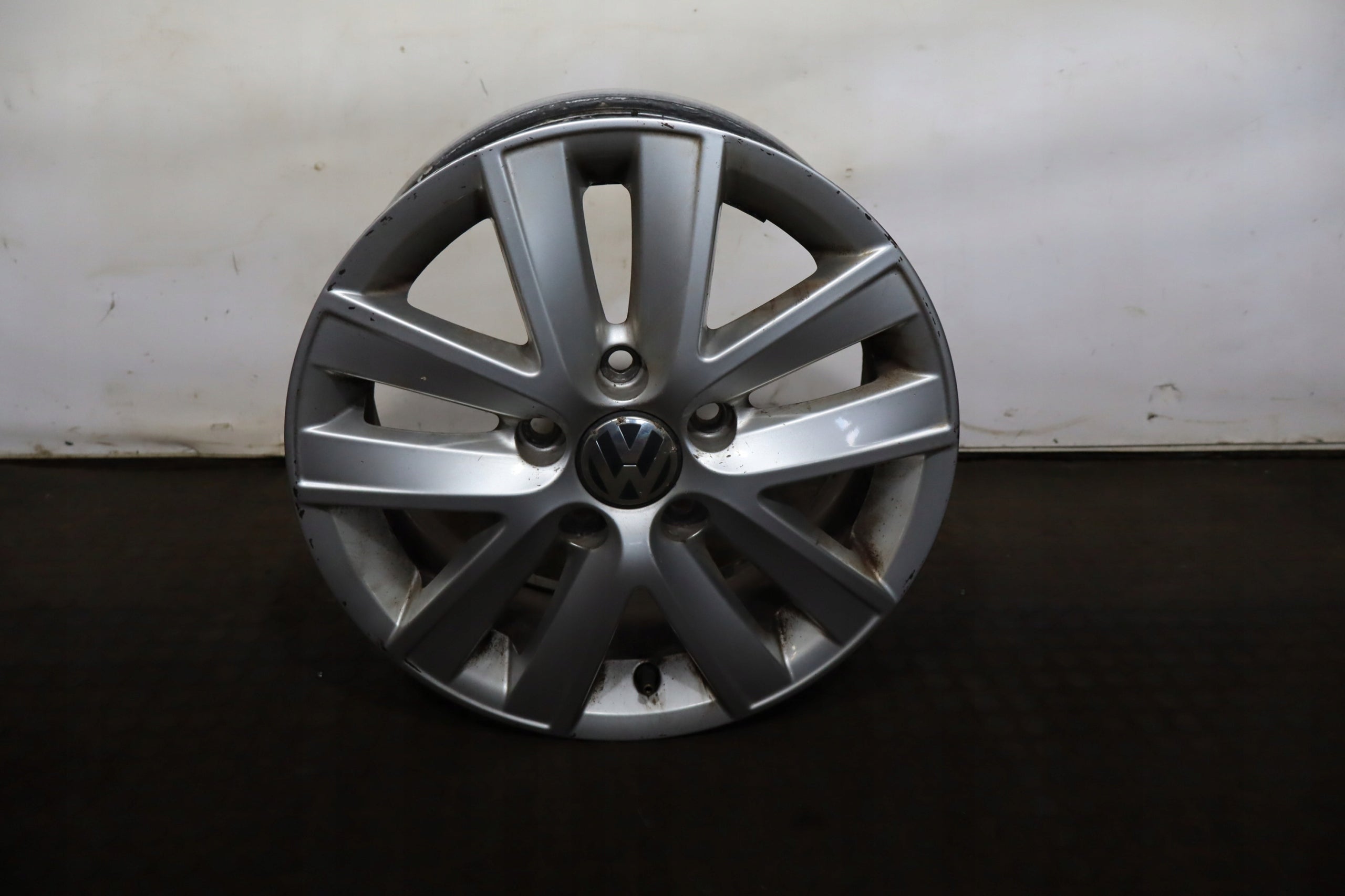 Alu Felge Volkswagen Caddy T4 Aluminum rim 15 Zoll 6.0J 5x112 47ET 2K5601025