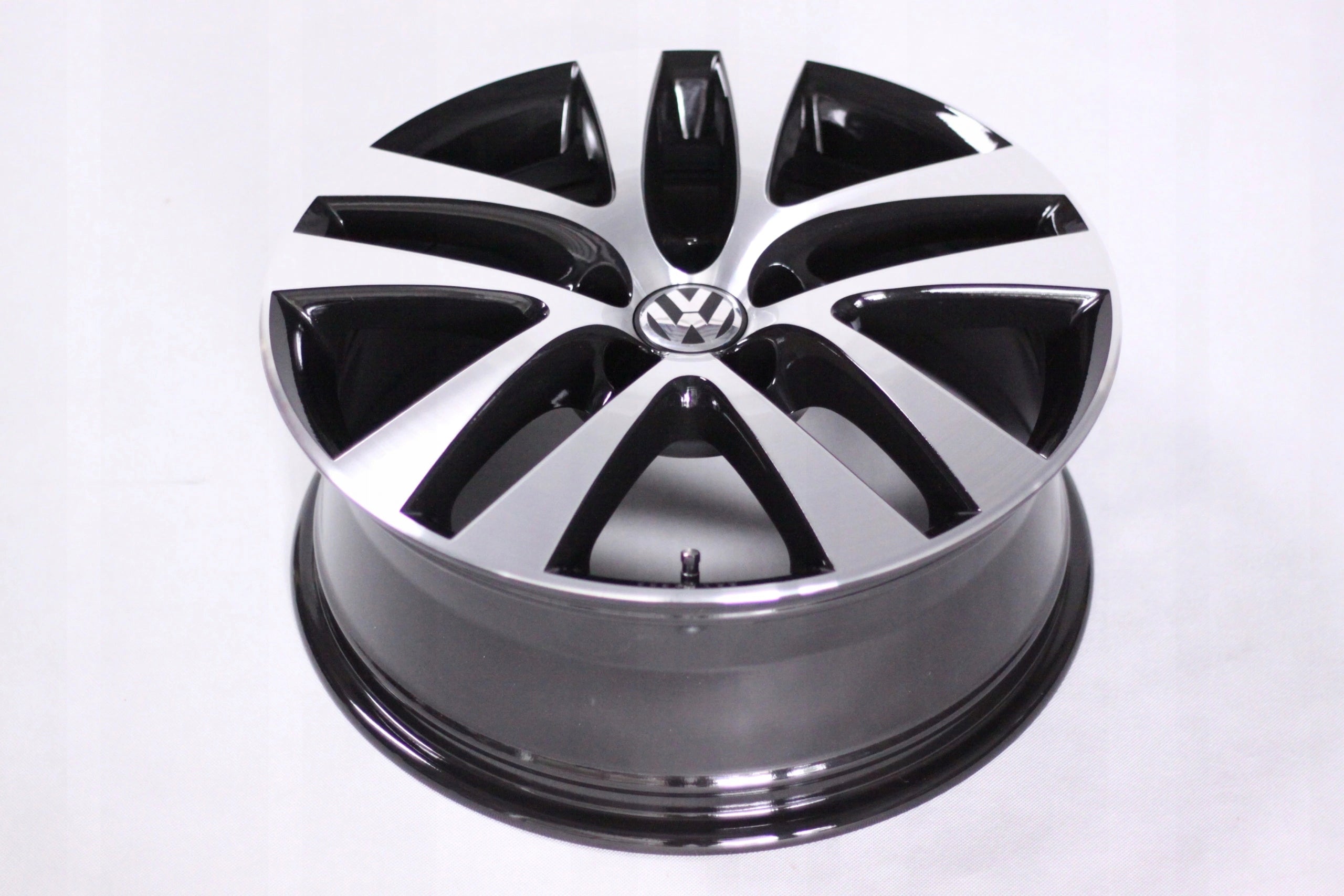 Alu Felge Volkswagen Tiguan Passat T4 Aluminum rim 18 Zoll 7.0J 5x112 43ET