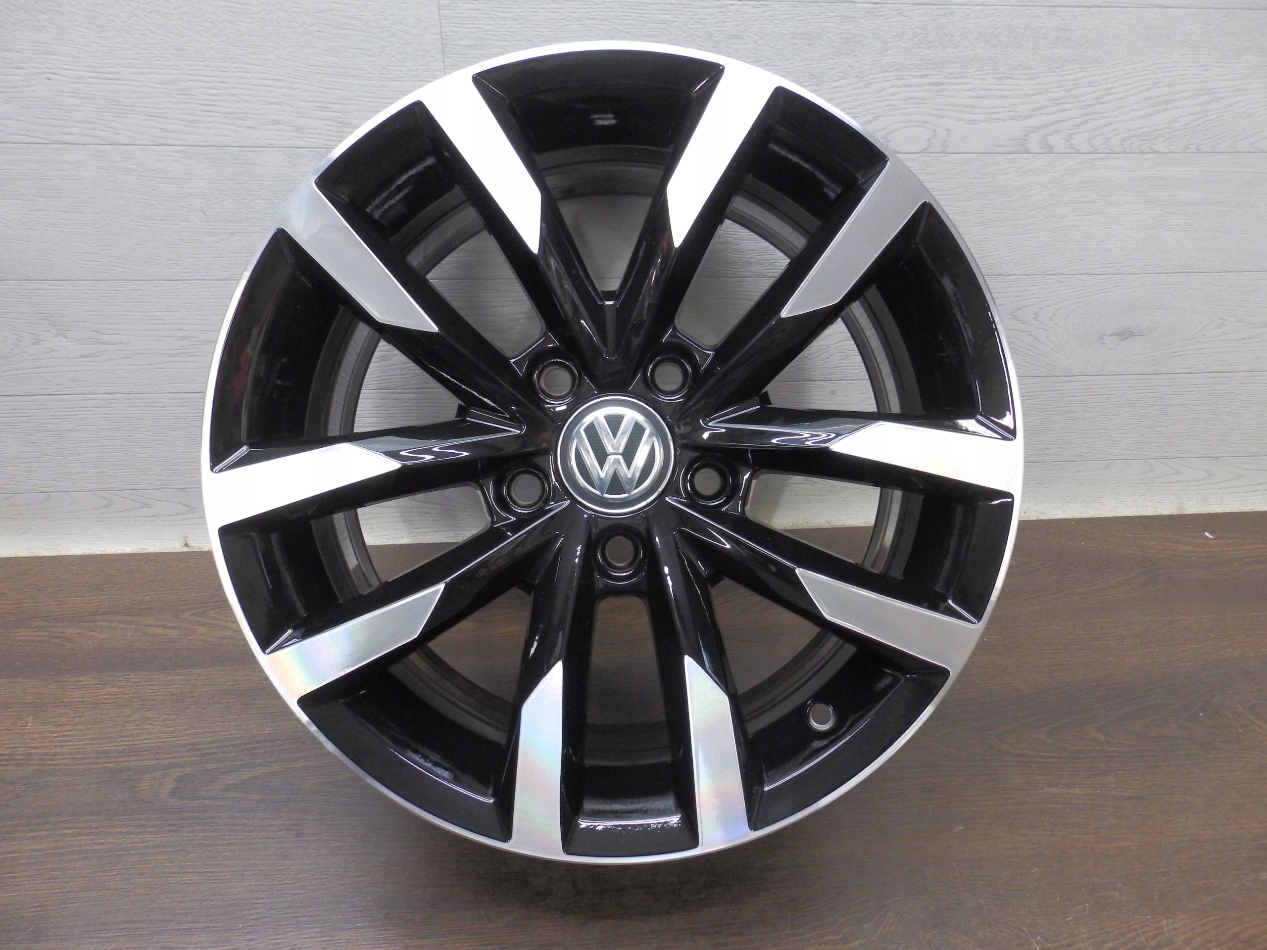 Alu Felge Volkswagen Passat T4 Aluminum rim 16 Zoll 6.5J 5x112 41ET 3G0601025