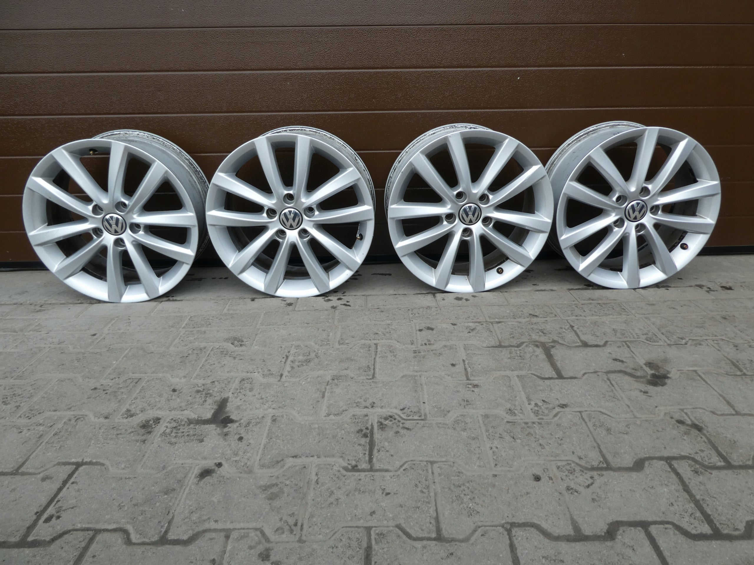 Alu Felge Volkswagen Passat T4 Aluminum rim 17 Zoll 7.5J 5x112 3AA601025C