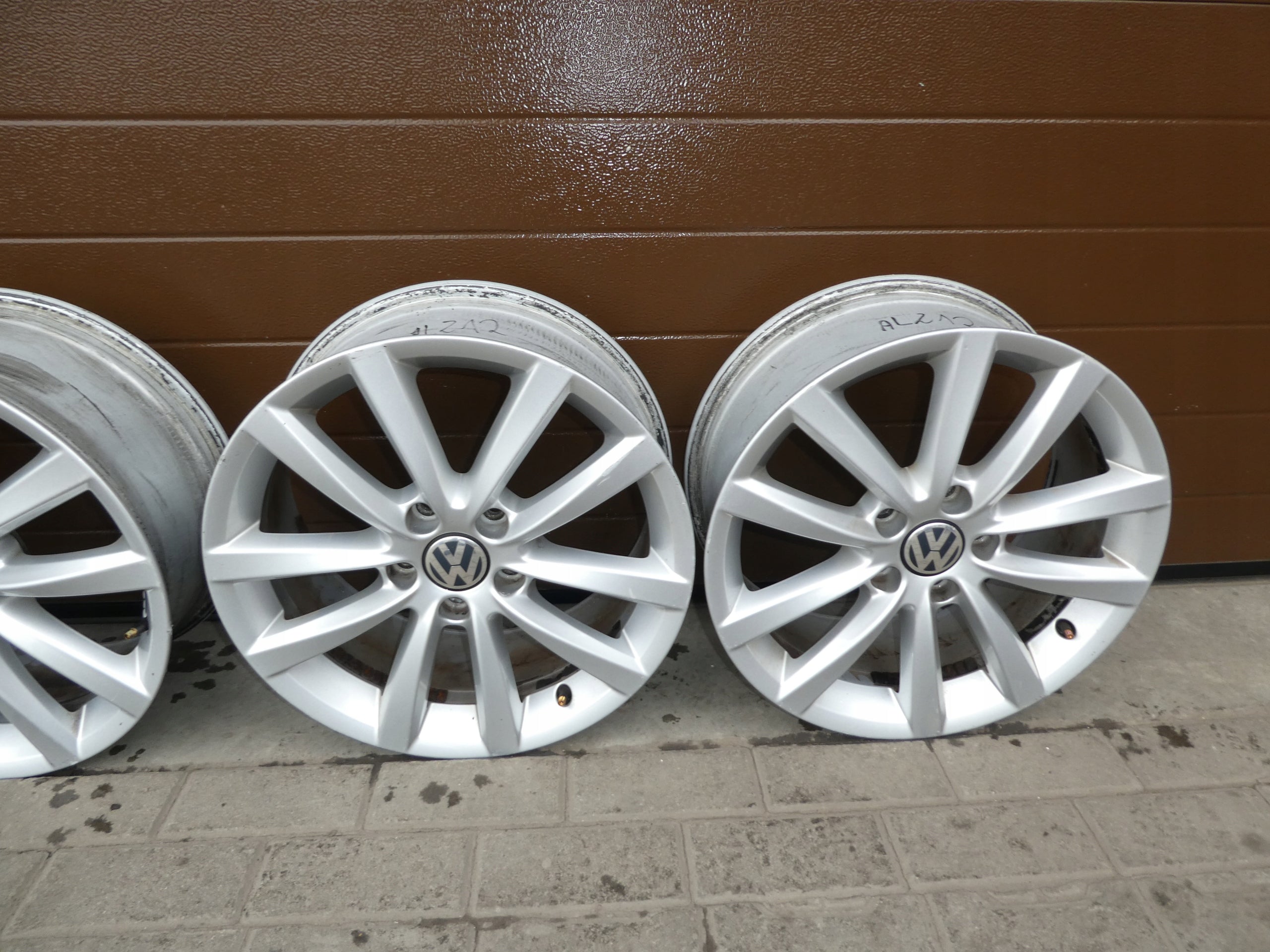 Alu Felge Volkswagen Passat T4 Aluminum rim 17 Zoll 7.5J 5x112 3AA601025C