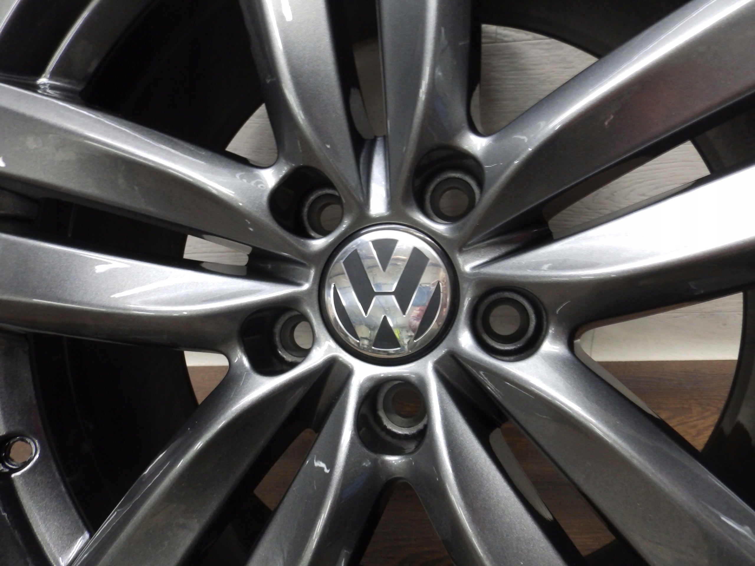 Alu Felge Volkswagen Passat T4 18 Zoll 8.0J 5x112 44ET 3AA601025H