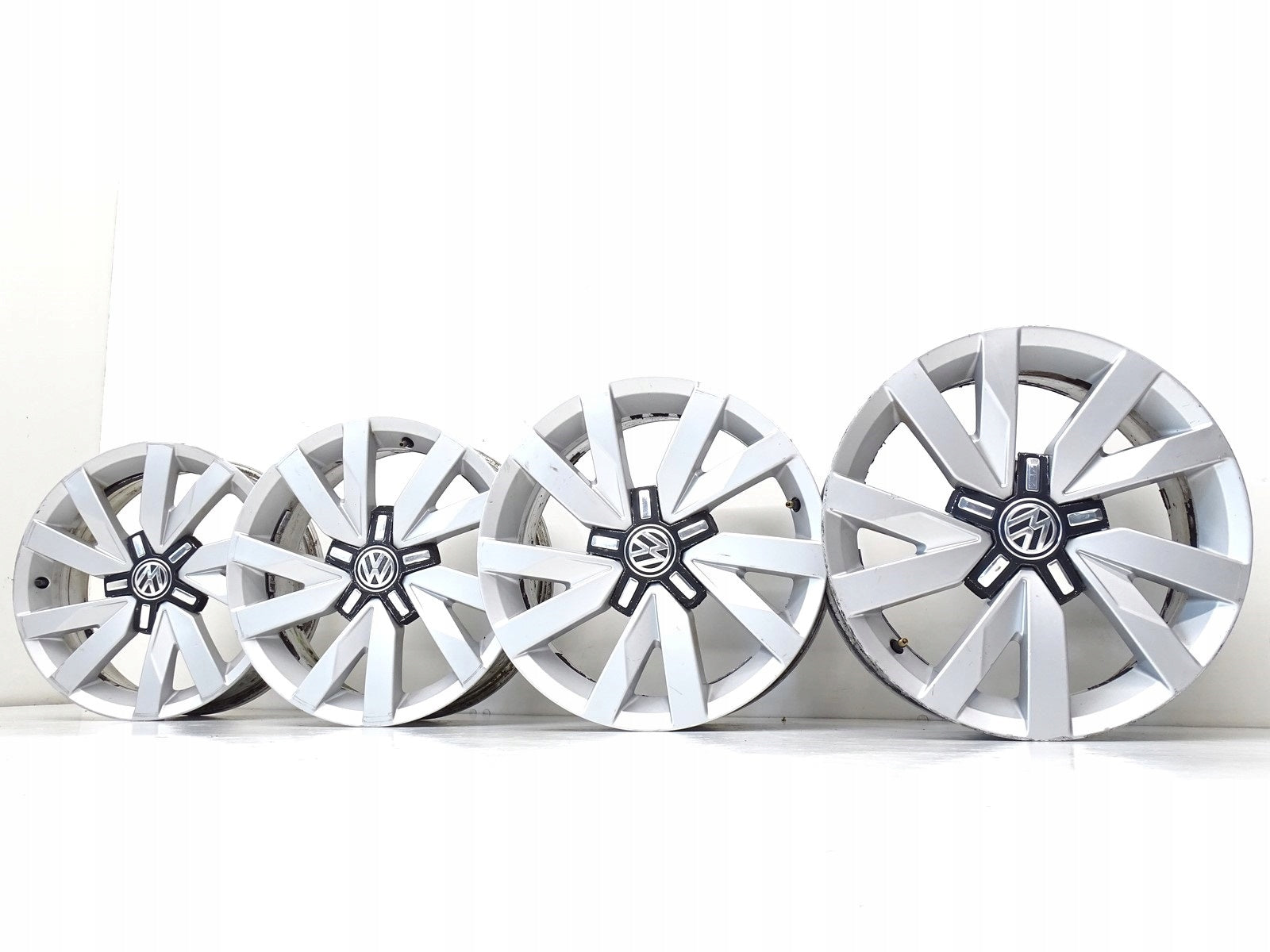  Alu rim Volkswagen Passat T4 Aluminum rim 16 inch 6.5J 5x112 3G0601025A  product image