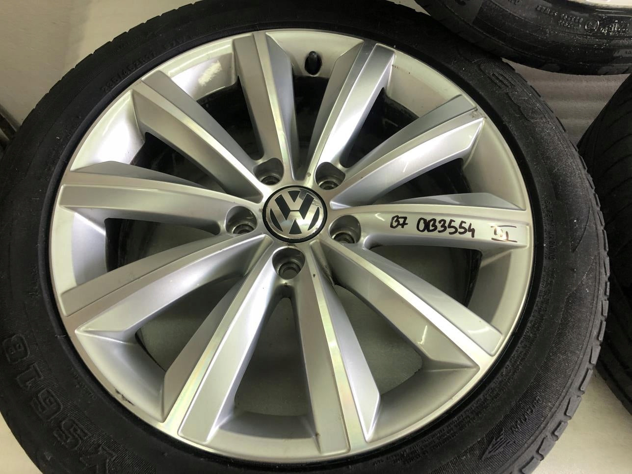 Alu Felge Volkswagen Passat Aluminum rim 17 Zoll 7.5J 5x112 47ET 3AA601025F