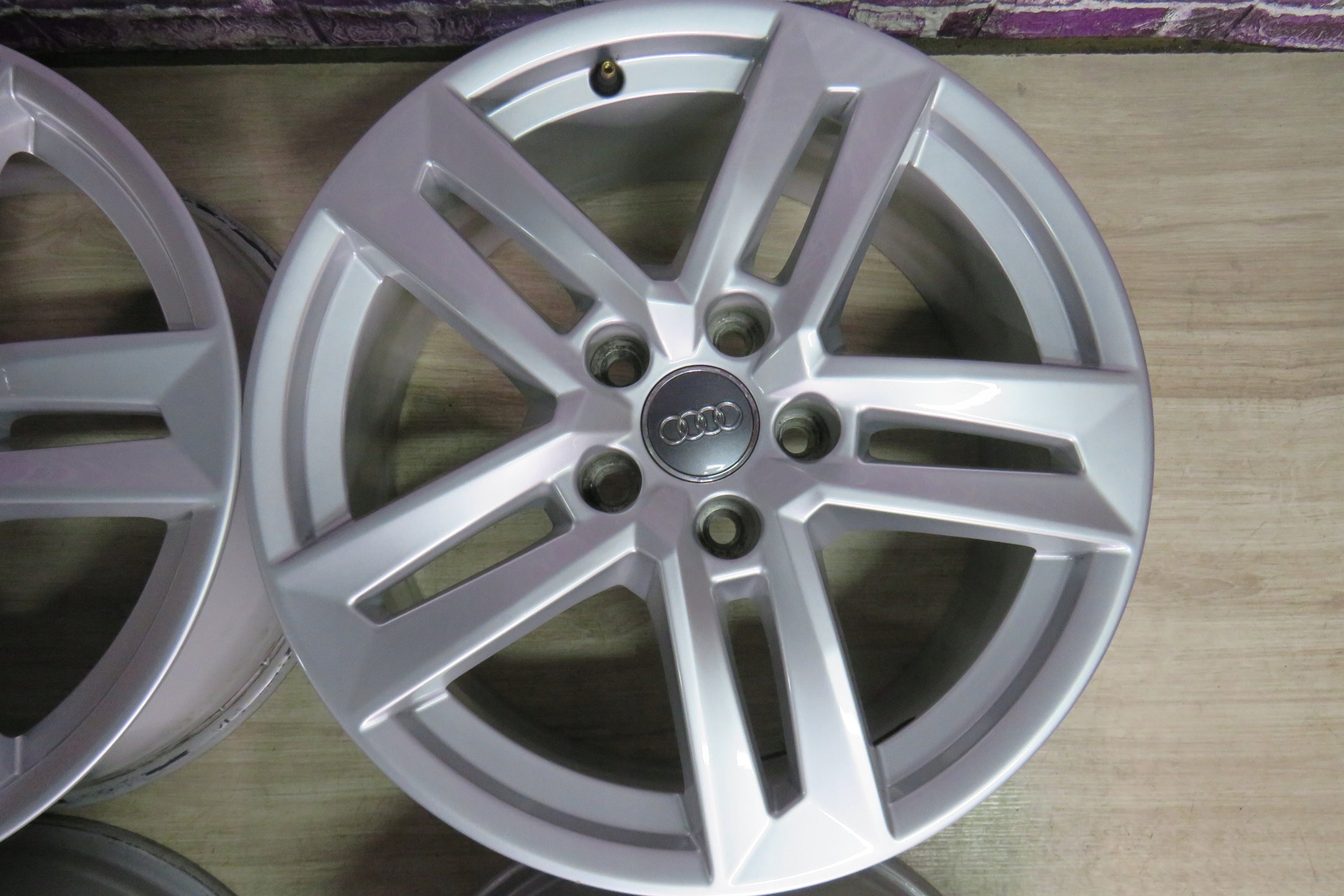 Alu Felge Volkswagen Passat Aluminum rim 17 Zoll 7.0J 5x112 42ET