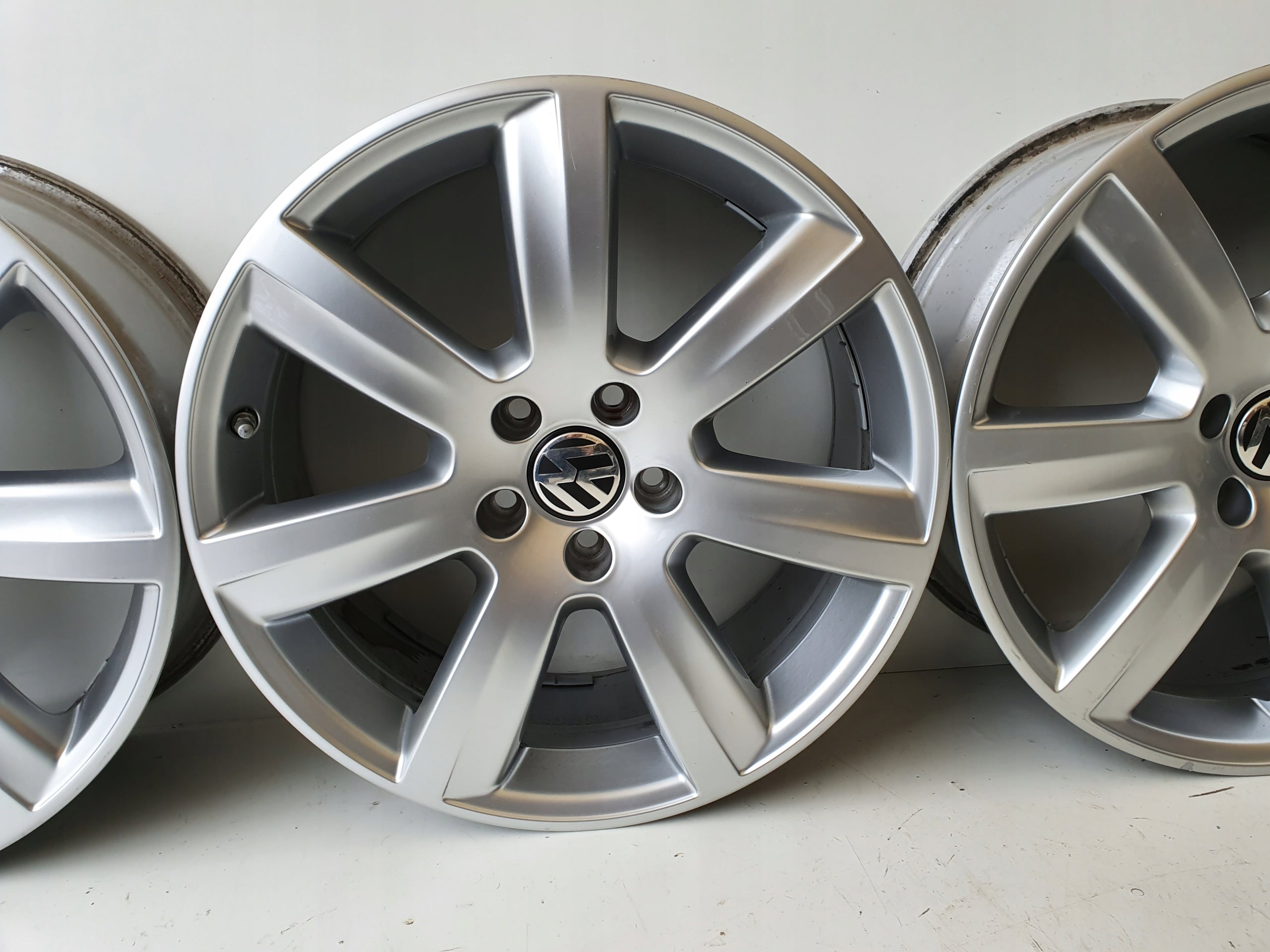 Alu Felge Volkswagen Phaeton T4 Aluminum rim 18 Zoll 7.5J 5x112 3D0601025AM