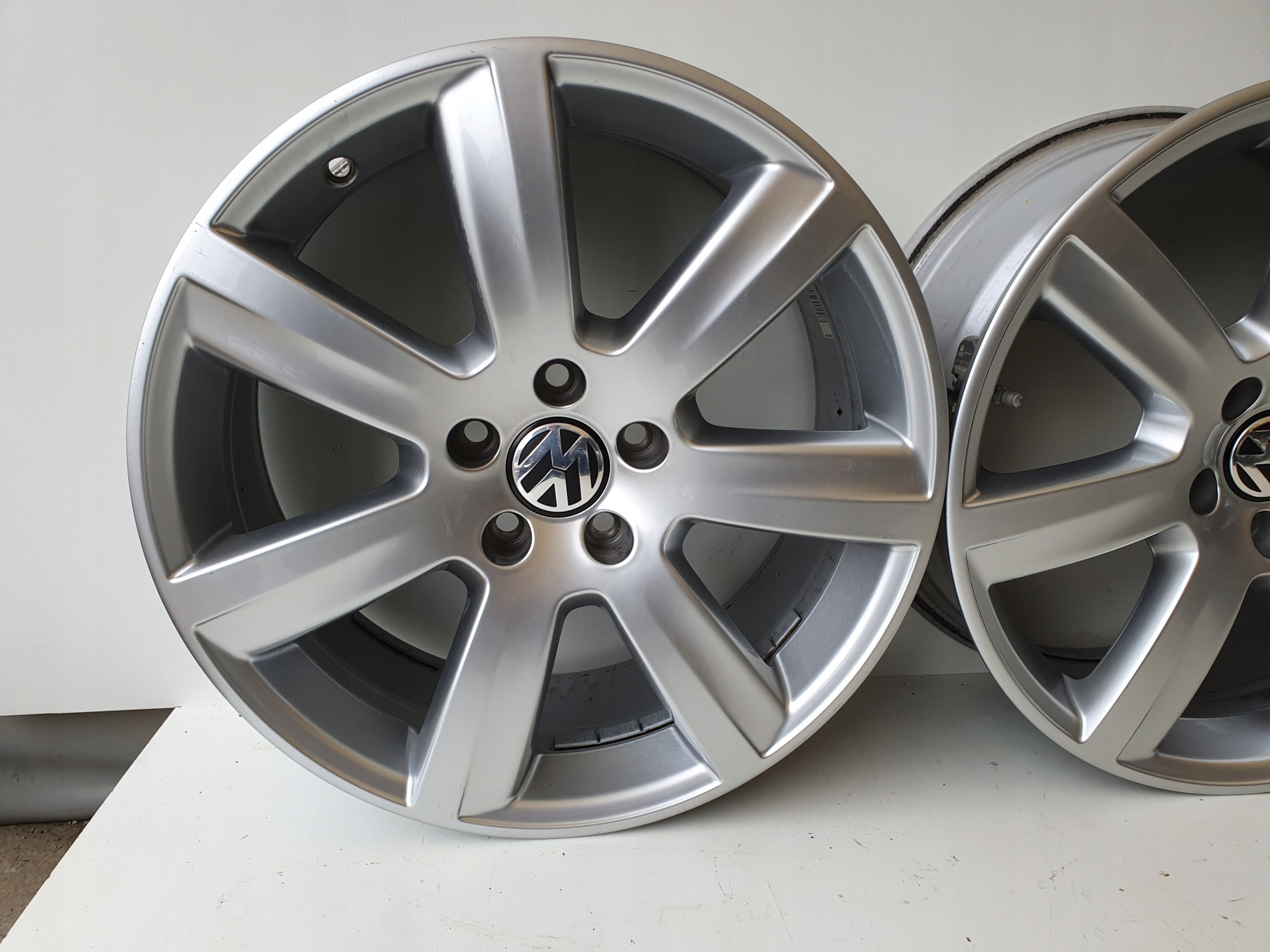 Alu Felge Volkswagen Phaeton T4 Aluminum rim 18 Zoll 7.5J 5x112 3D0601025AM