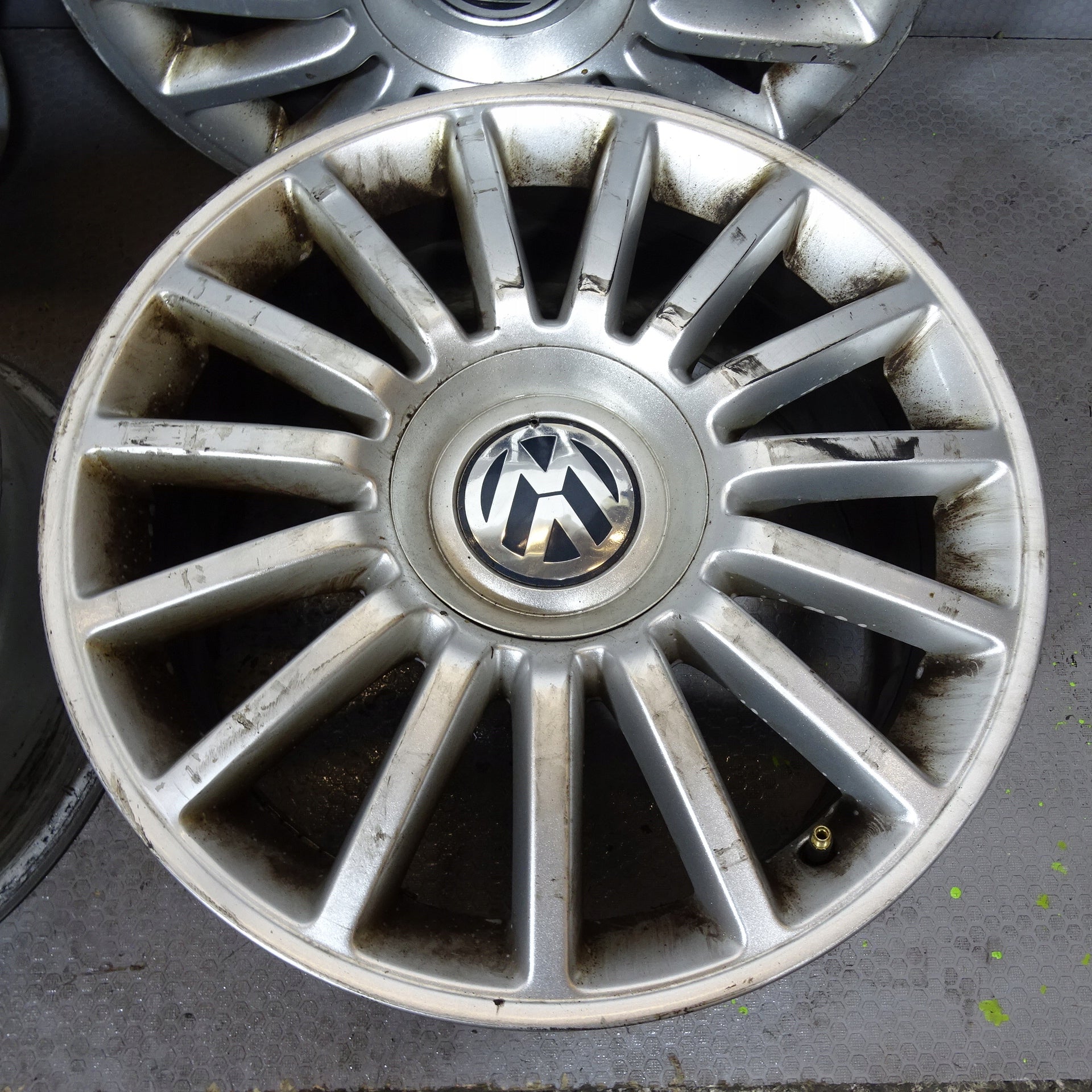 Alu Felge Volkswagen Phaeton Aluminum rim 17 Zoll 7.5J 5x112 3D0601025AC