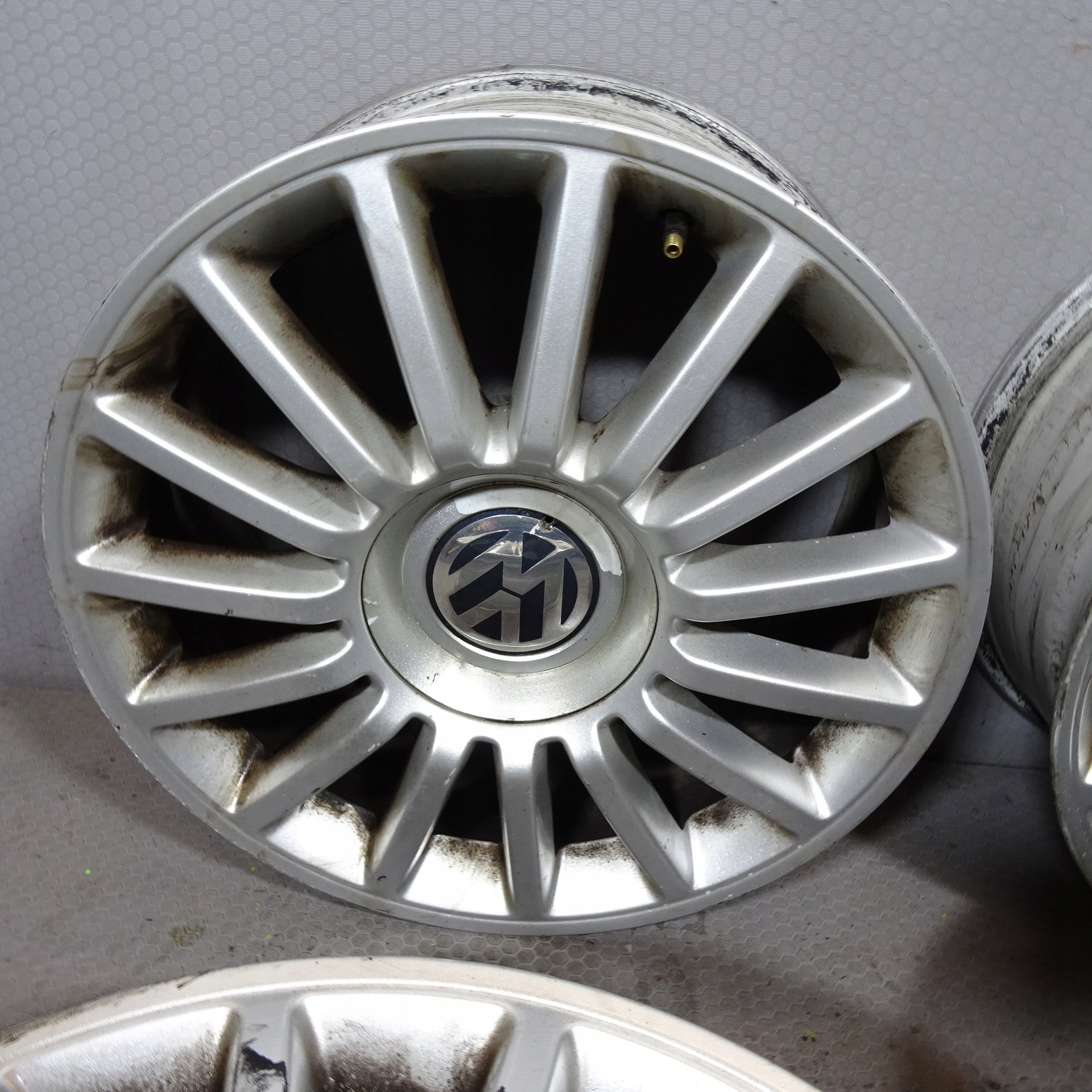 Alu Felge Volkswagen Phaeton Aluminum rim 17 Zoll 7.5J 5x112 3D0601025AC