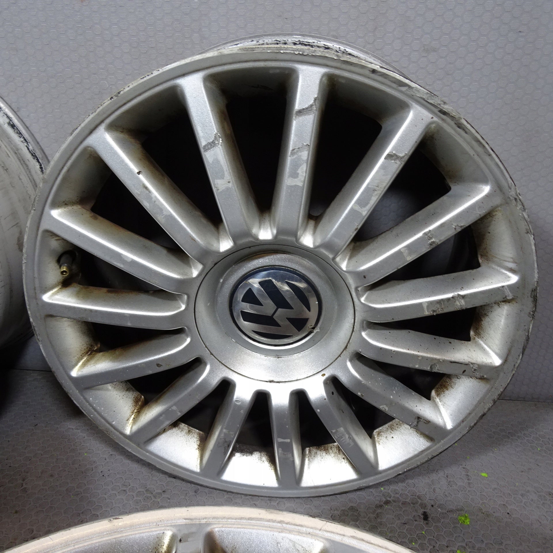 Alu Felge Volkswagen Phaeton Aluminum rim 17 Zoll 7.5J 5x112 3D0601025AC