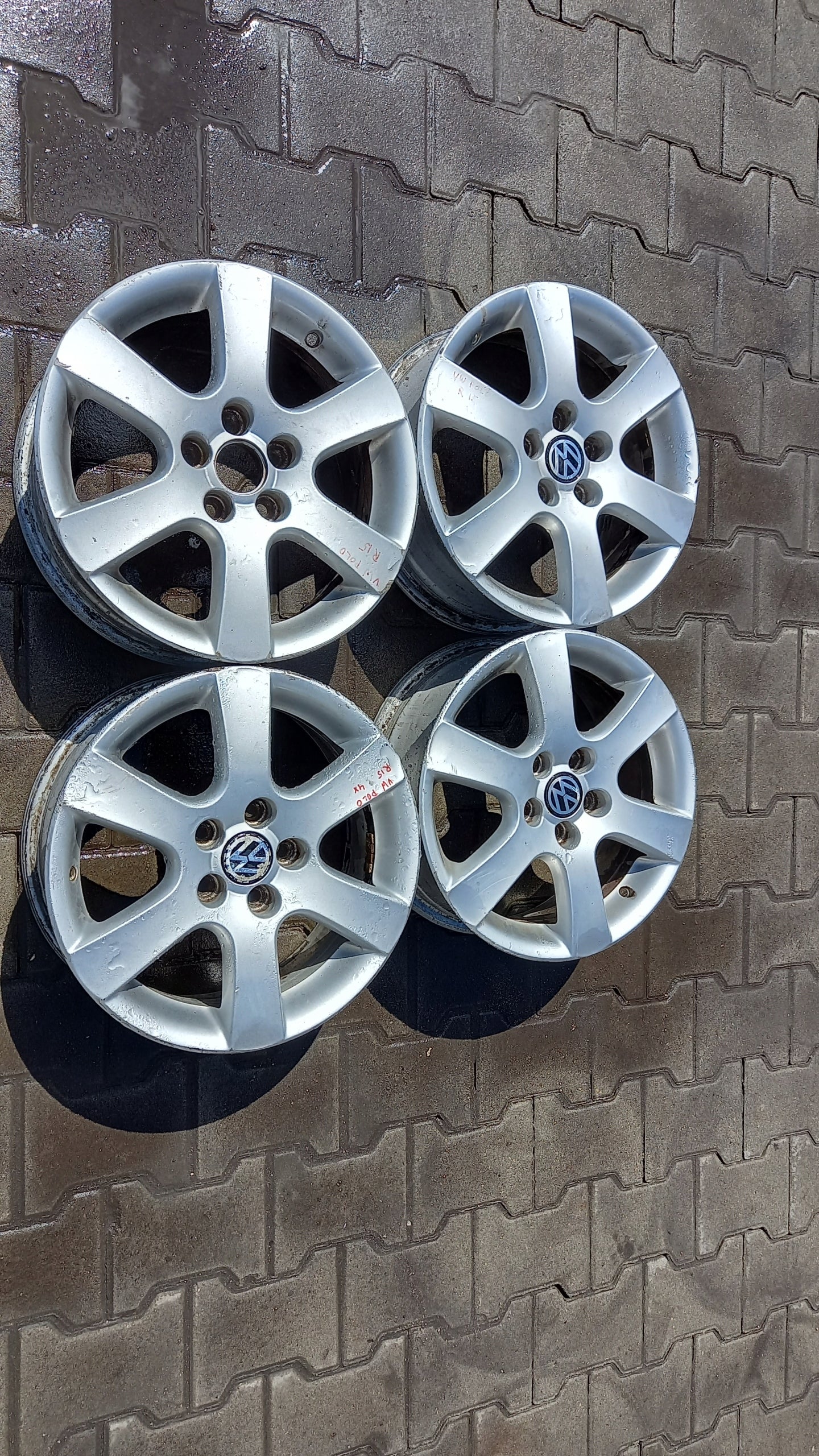  Alu Felge Volkswagen Polo T4 Aluminum rim 15 Zoll 6.0J 5x100 product image