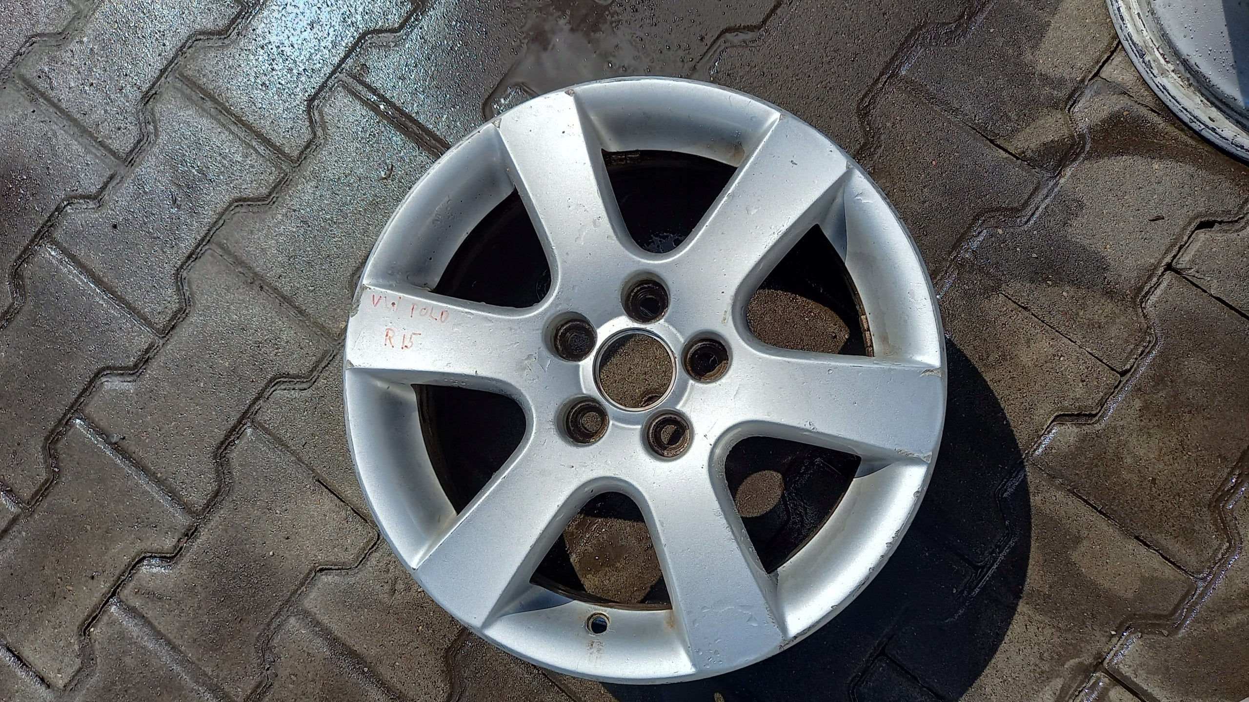 Alu Felge Volkswagen Polo T4 Aluminum rim 15 Zoll 6.0J 5x100