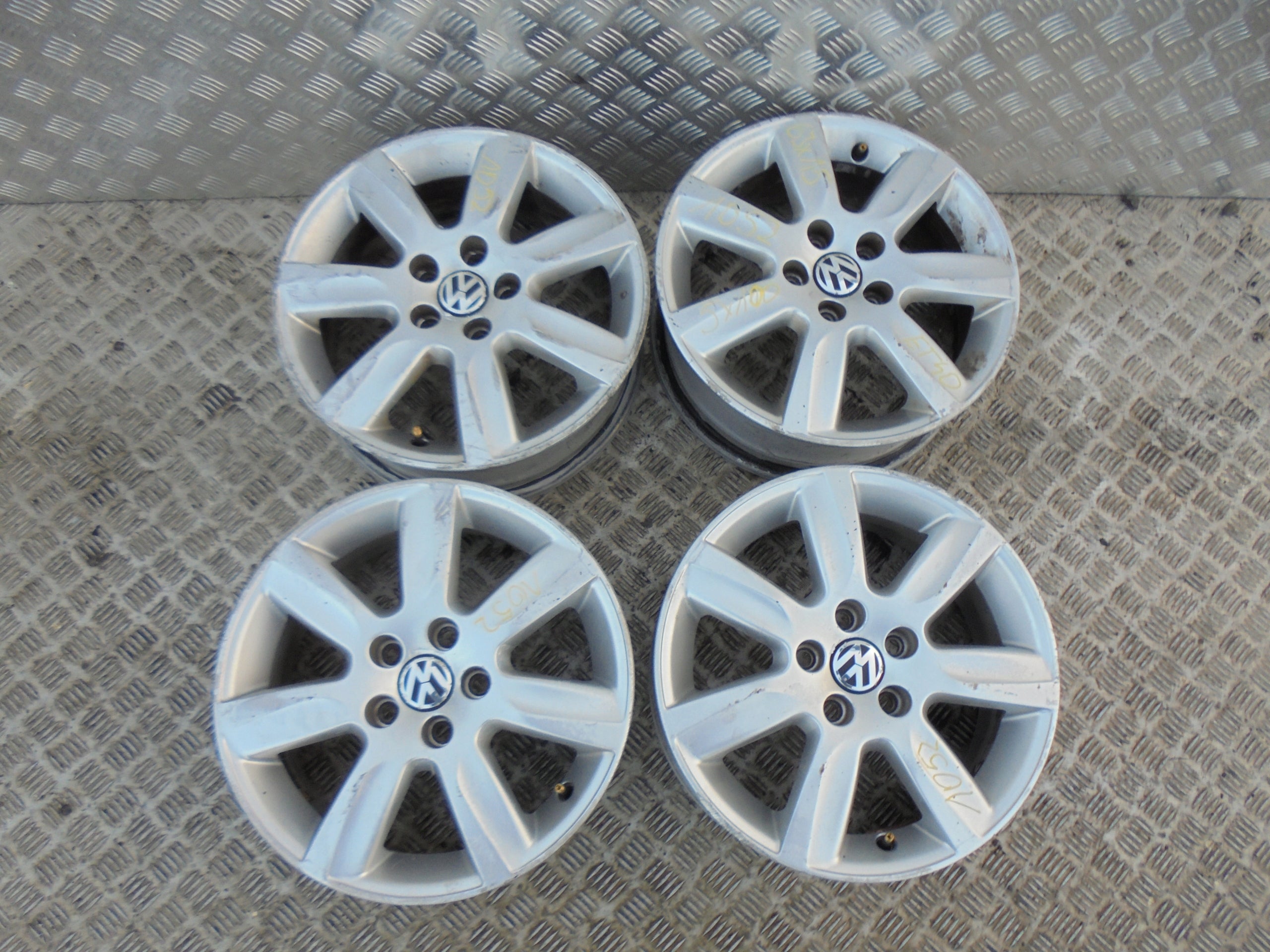  Alu rim Volkswagen Polo T4 Aluminum rim 15 inch 6.0J 5x100 40ET  product image