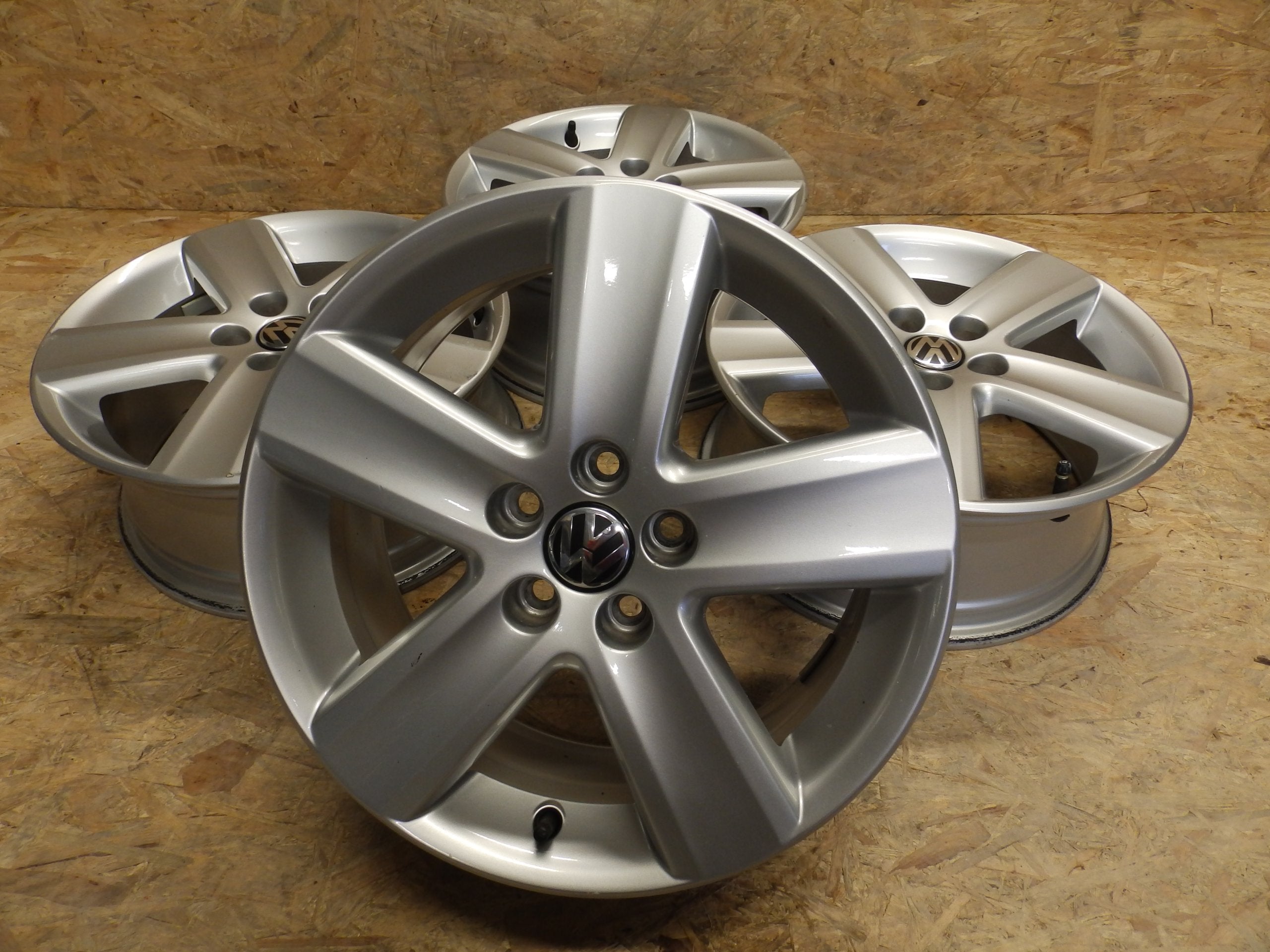  Alu rim Volkswagen Polo T4 Aluminum rim 16 inch 6.5J 5x100 43ET  product image