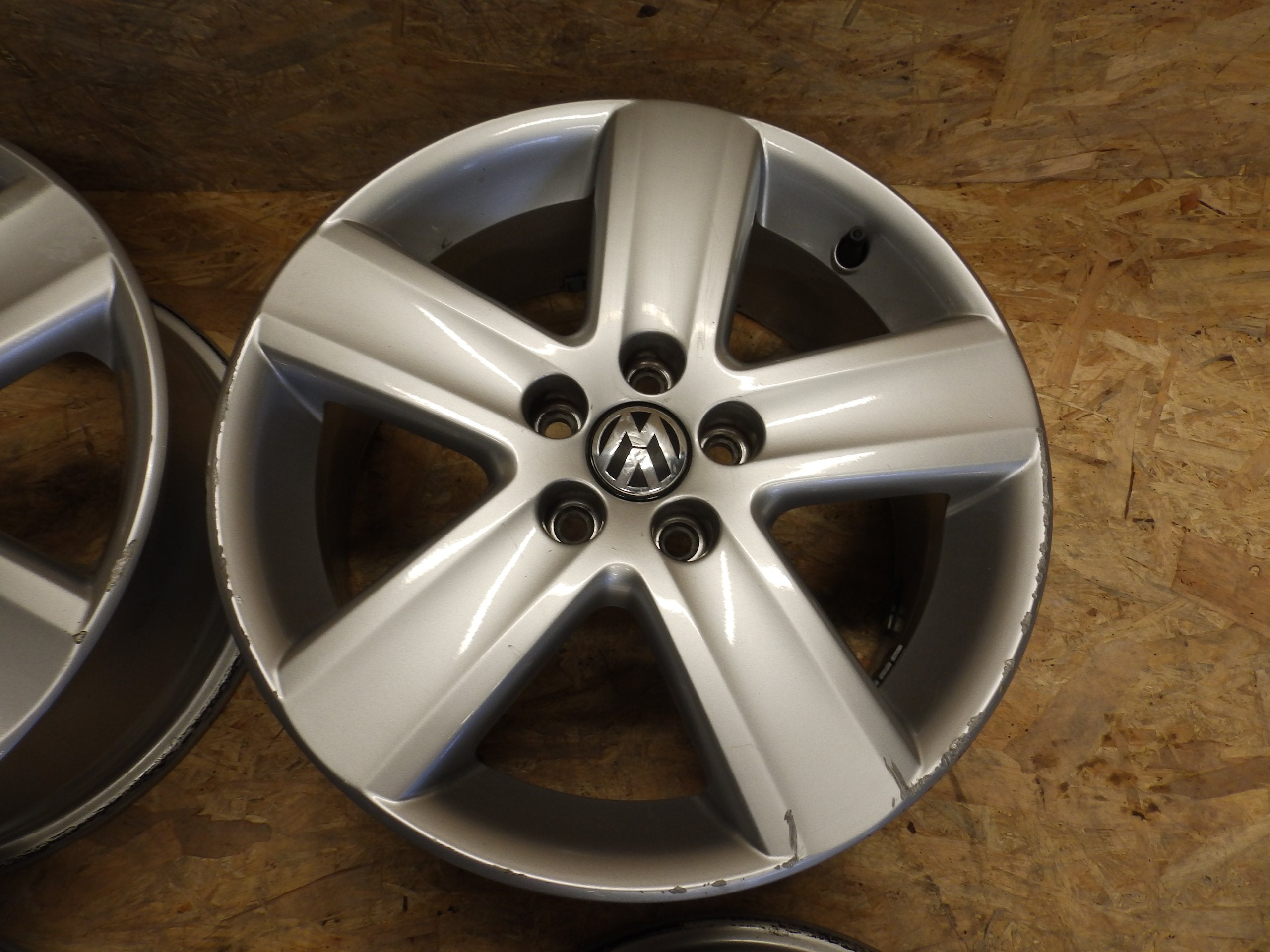 Alu Felge Volkswagen Polo T4 Aluminum rim 16 Zoll 6.5J 5x100 43ET