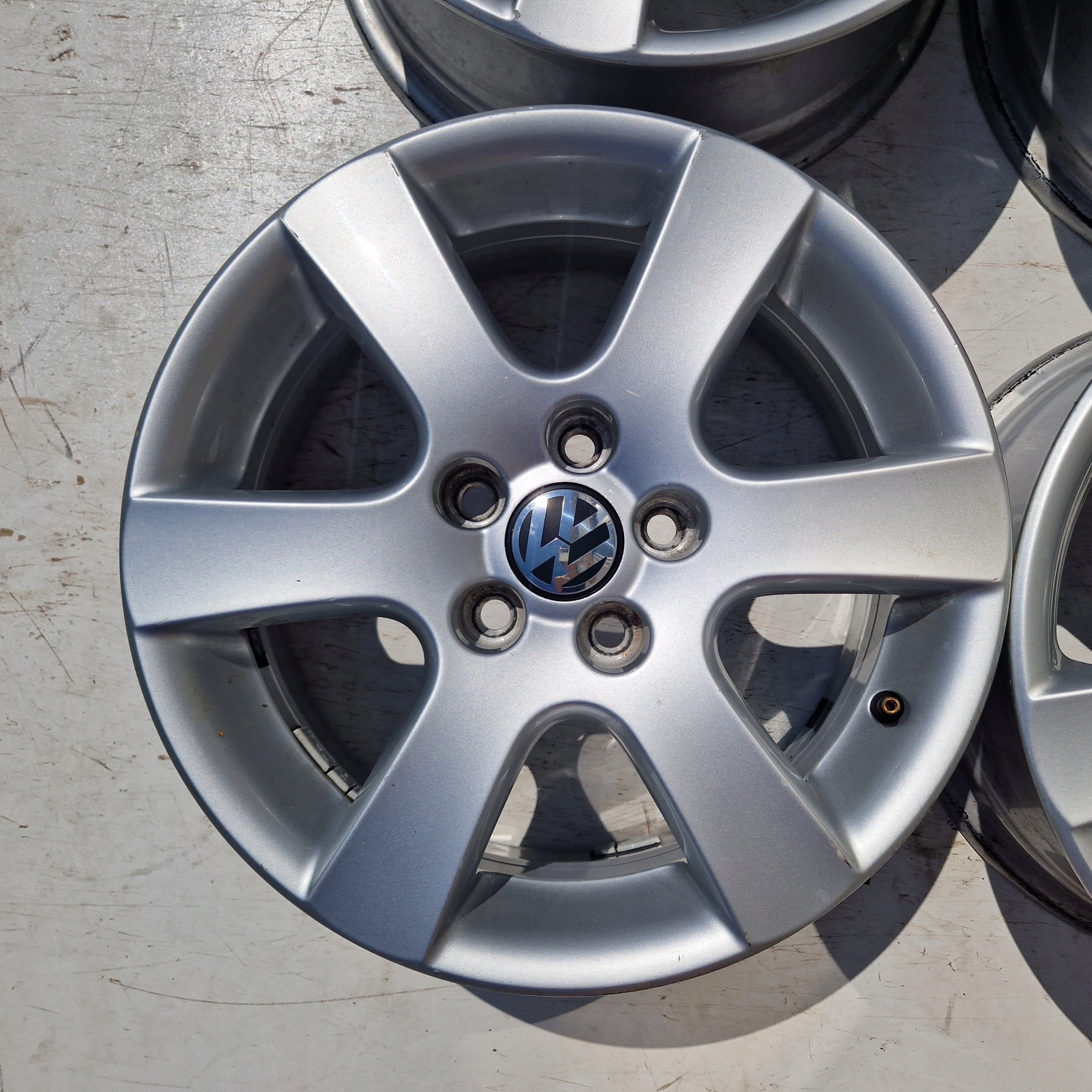 Alu Felge Volkswagen T4 Polo Aluminum rim 15 Zoll 6.0J 5x100 43ET