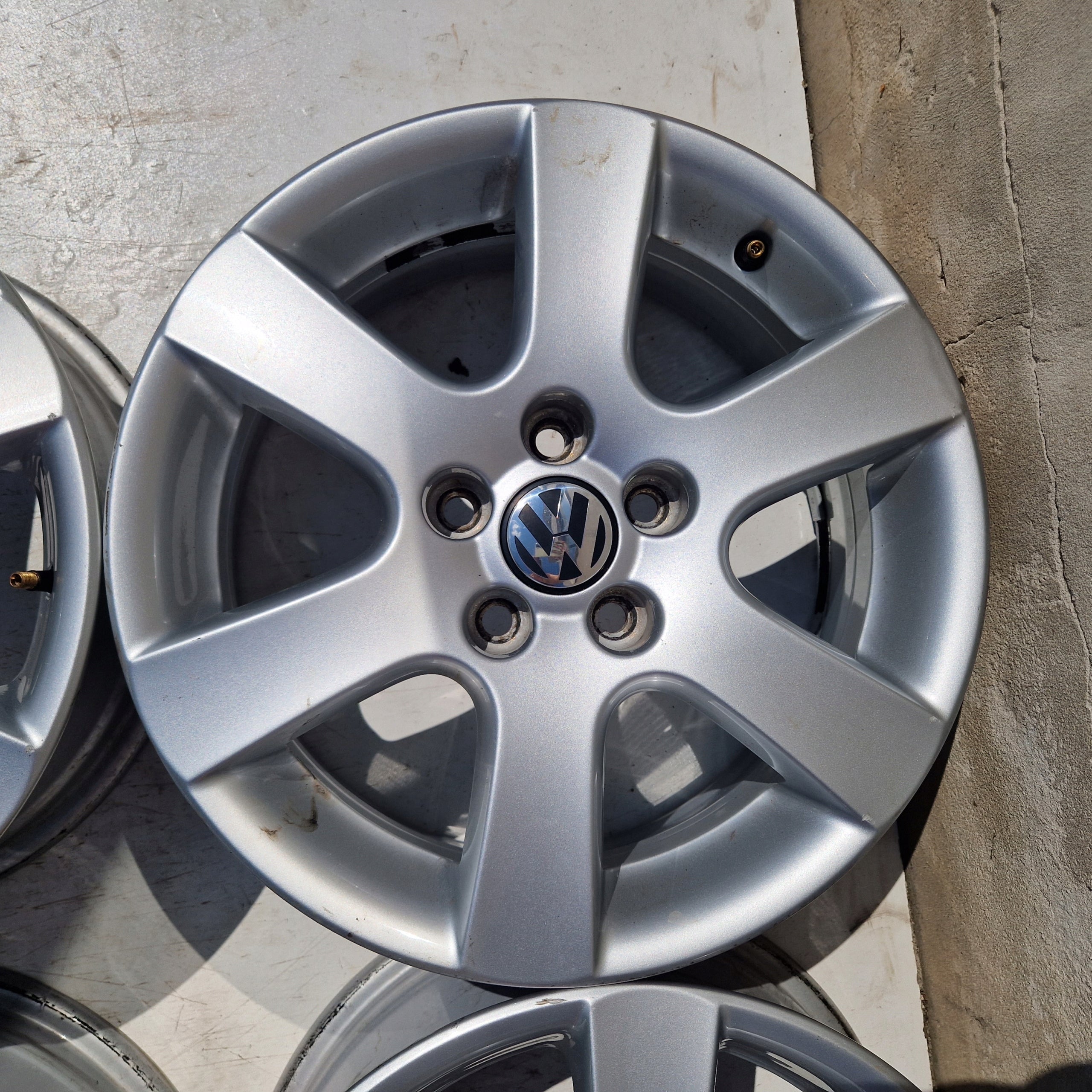 Alu Felge Volkswagen T4 Polo Aluminum rim 15 Zoll 6.0J 5x100 43ET