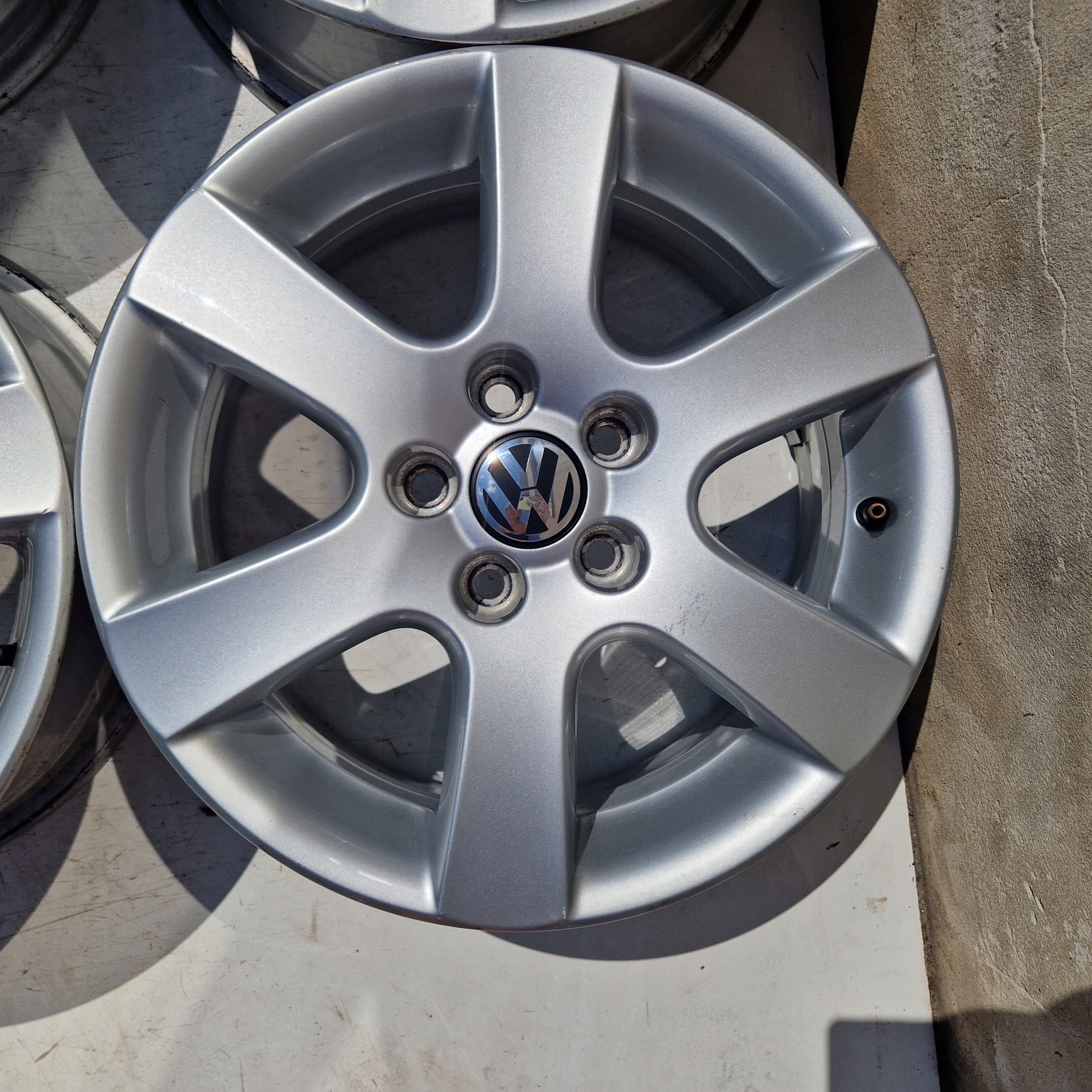 Alu Felge Volkswagen T4 Polo Aluminum rim 15 Zoll 6.0J 5x100 43ET