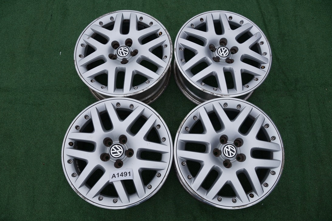  Alu Felge Volkswagen Polo Aluminum rim 16 Zoll 6.5J 5x100 43ET 6Q0601025C product image