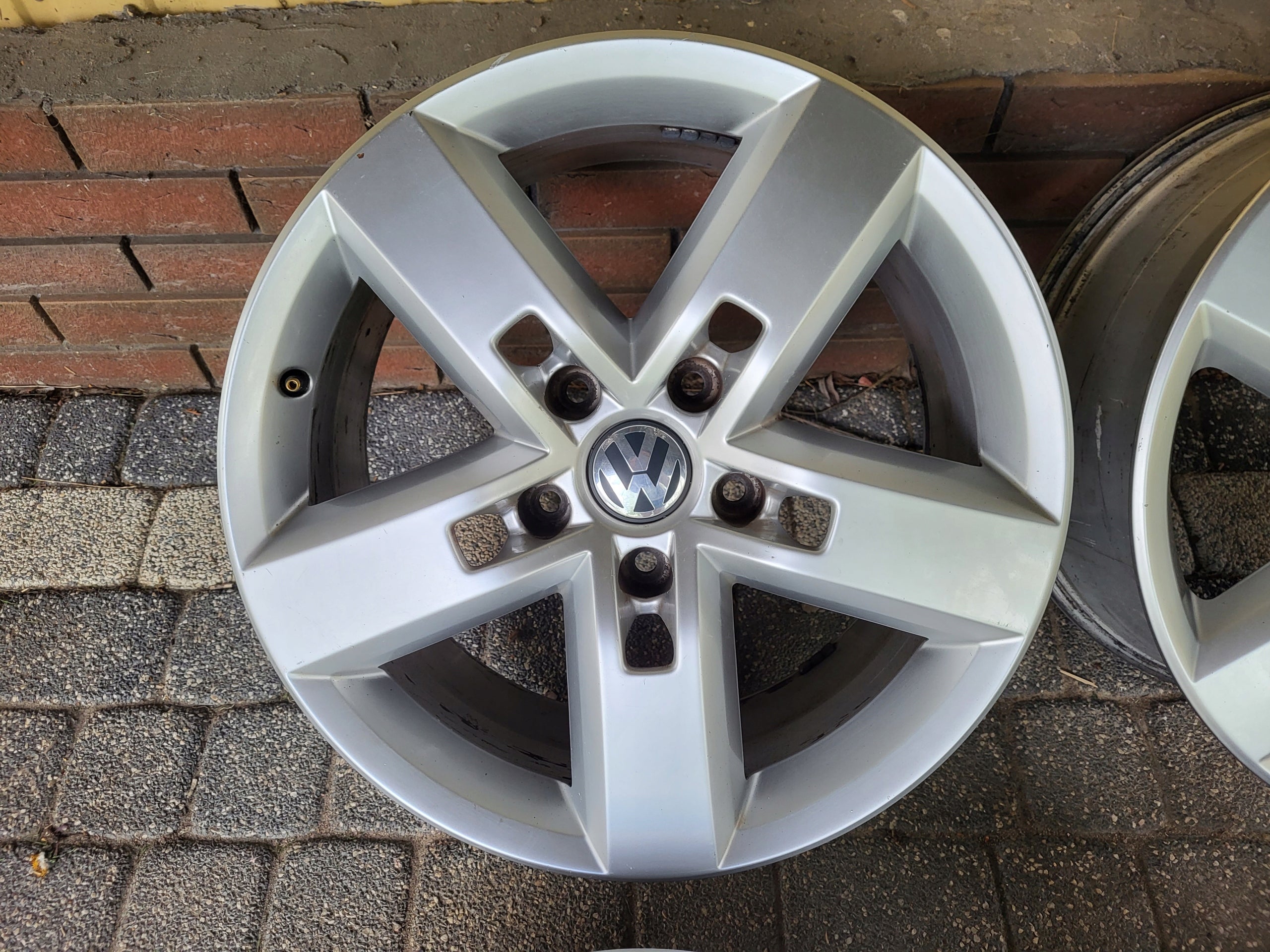 Alu Felge Volkswagen Touareg T5 19 Zoll 8.5J 5x130 59ET 7P6601025AE