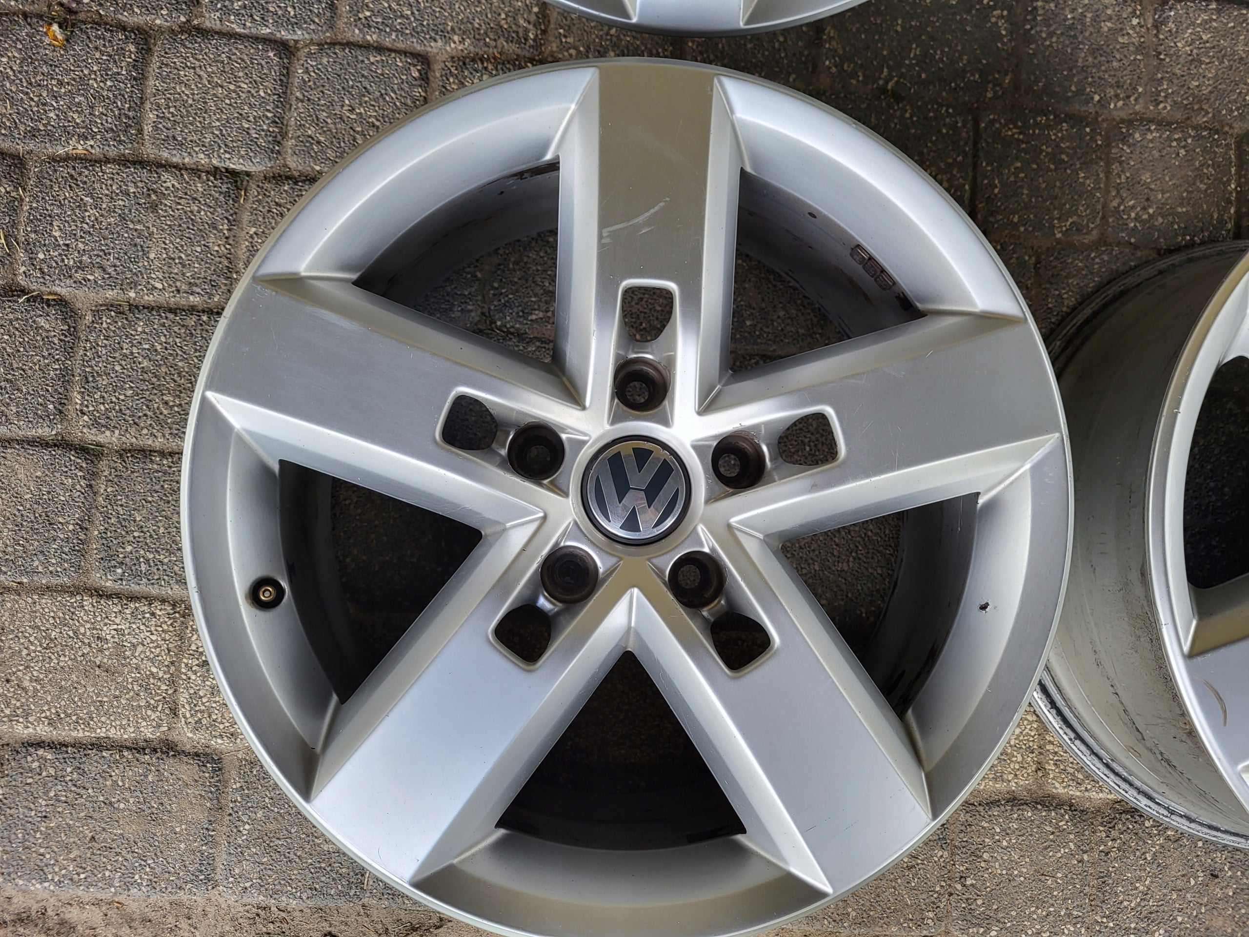 Alu Felge Volkswagen Touareg T5 19 Zoll 8.5J 5x130 59ET 7P6601025AE