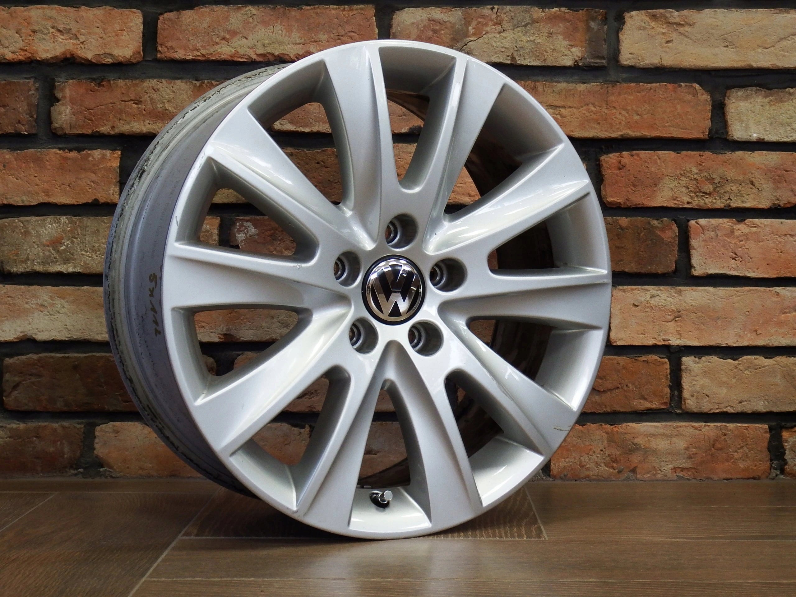 Alu Felge Volkswagen Passat Tiguan Golf T4 17 Zoll 7.0J 5x112 43ET