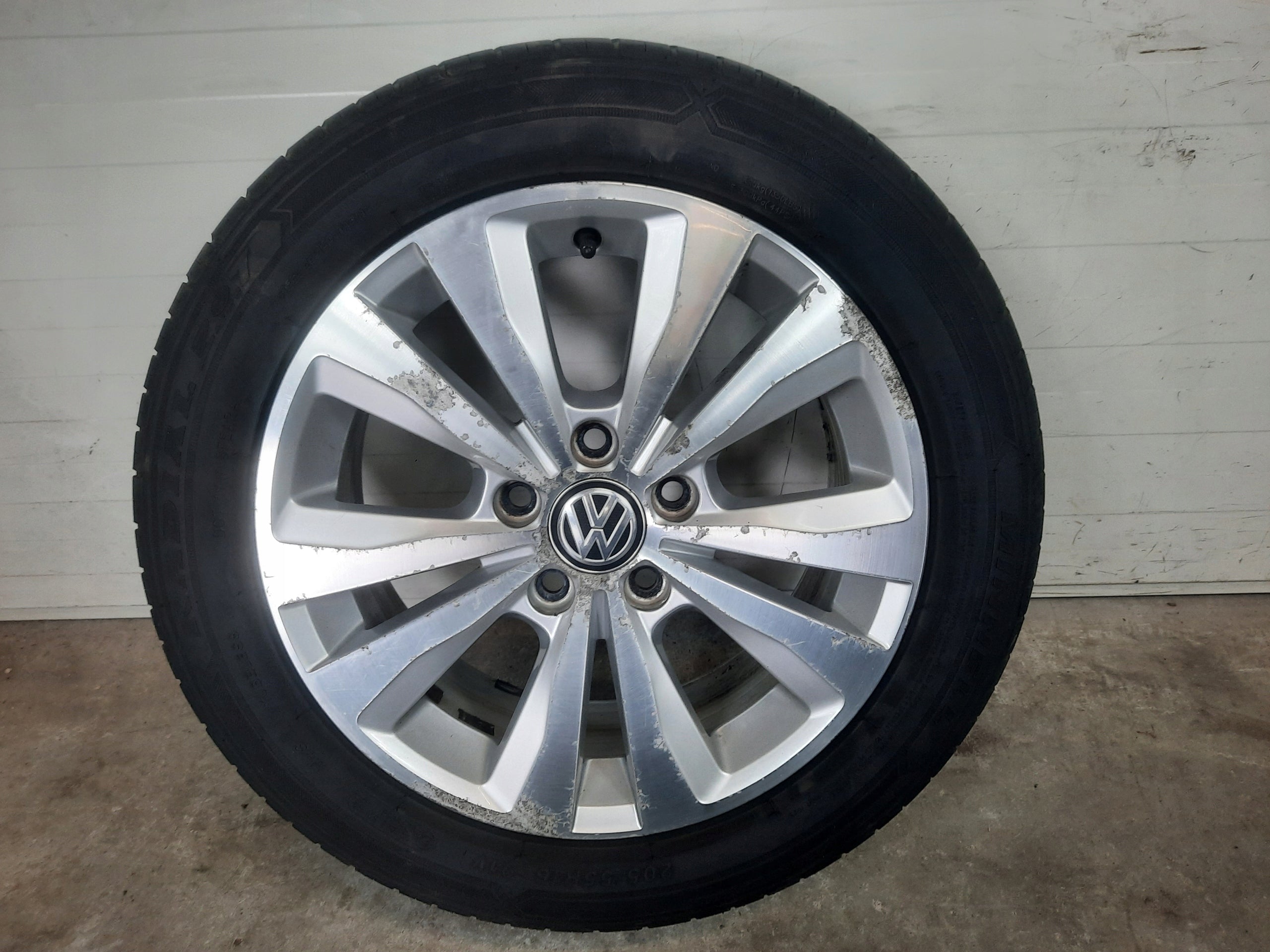 Alu Felge Volkswagen Golf VII Golf Golf V Golf VI T4 16 Zoll 6.5J 5x112 45ET 5G0601025L