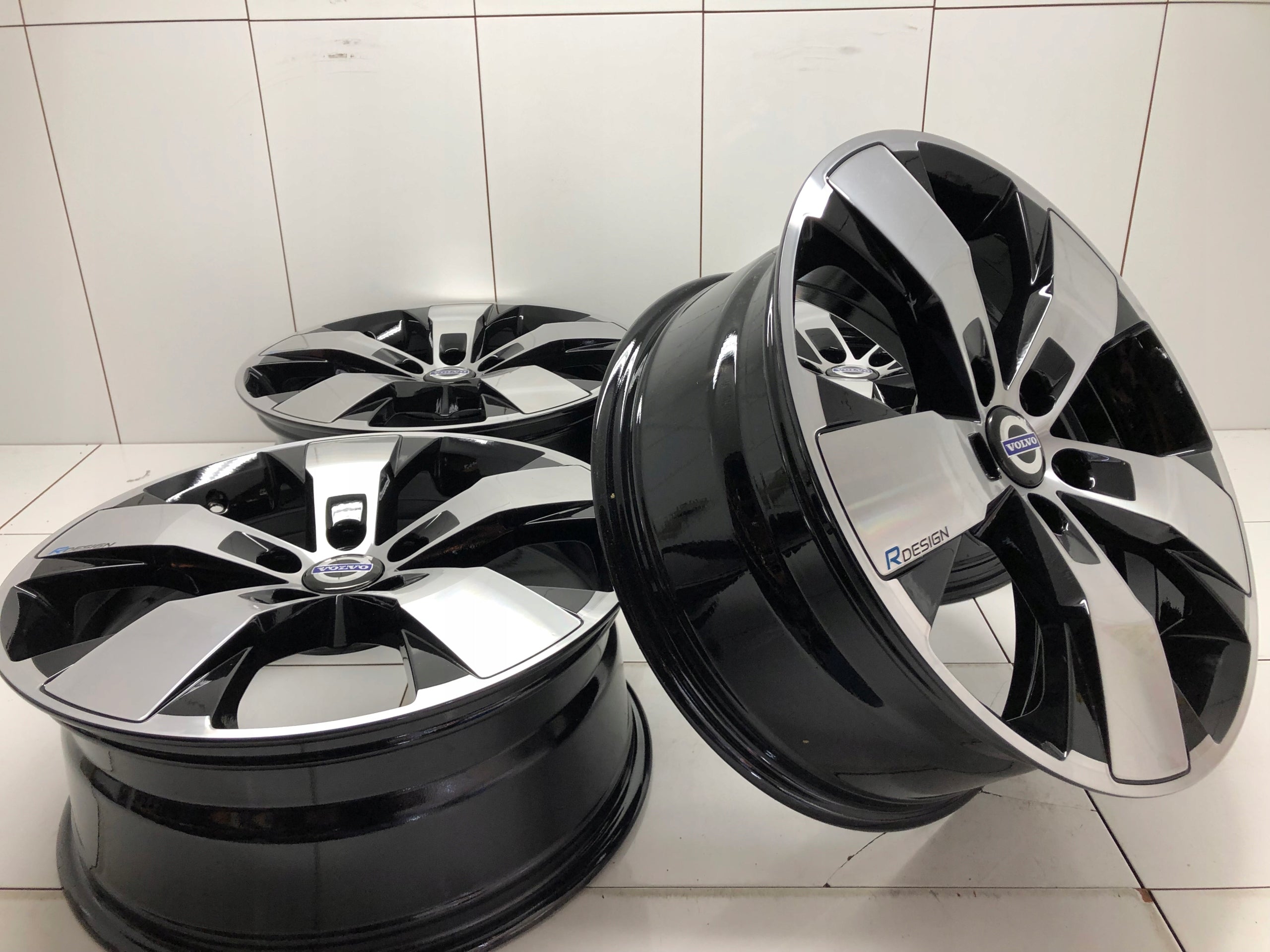 Alu Felge Volkswagen Golf Sportsvan Aluminum rim 18 Zoll 7.5J 5x108