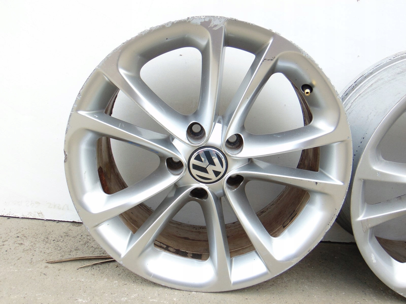 Alu Felge Volkswagen CC Golf Passat Golf V Golf VI Touran T4 17 Zoll 8.0J 5x112 3c8601025K