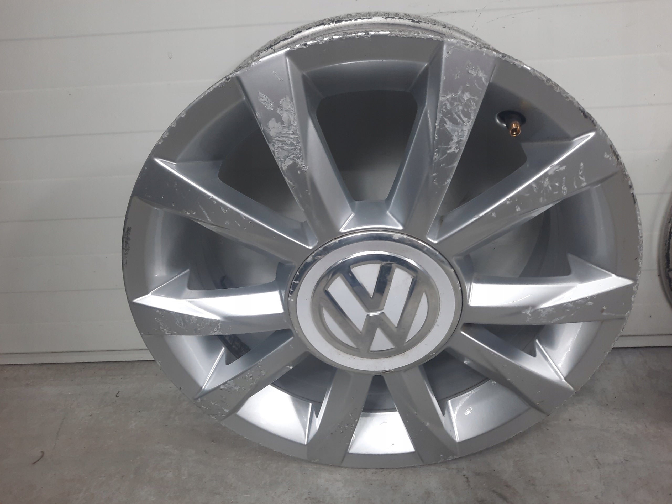 Alu Felge Volkswagen Up T4 Aluminum rim 15 Zoll 5.5J 4x100 41ET 1S0601025AP