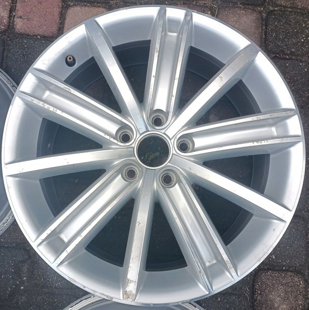 Alu Felge Volkswagen Tiguan Aluminum rim 18 Zoll 7.0J 5x112 43ET 5N0601025AF