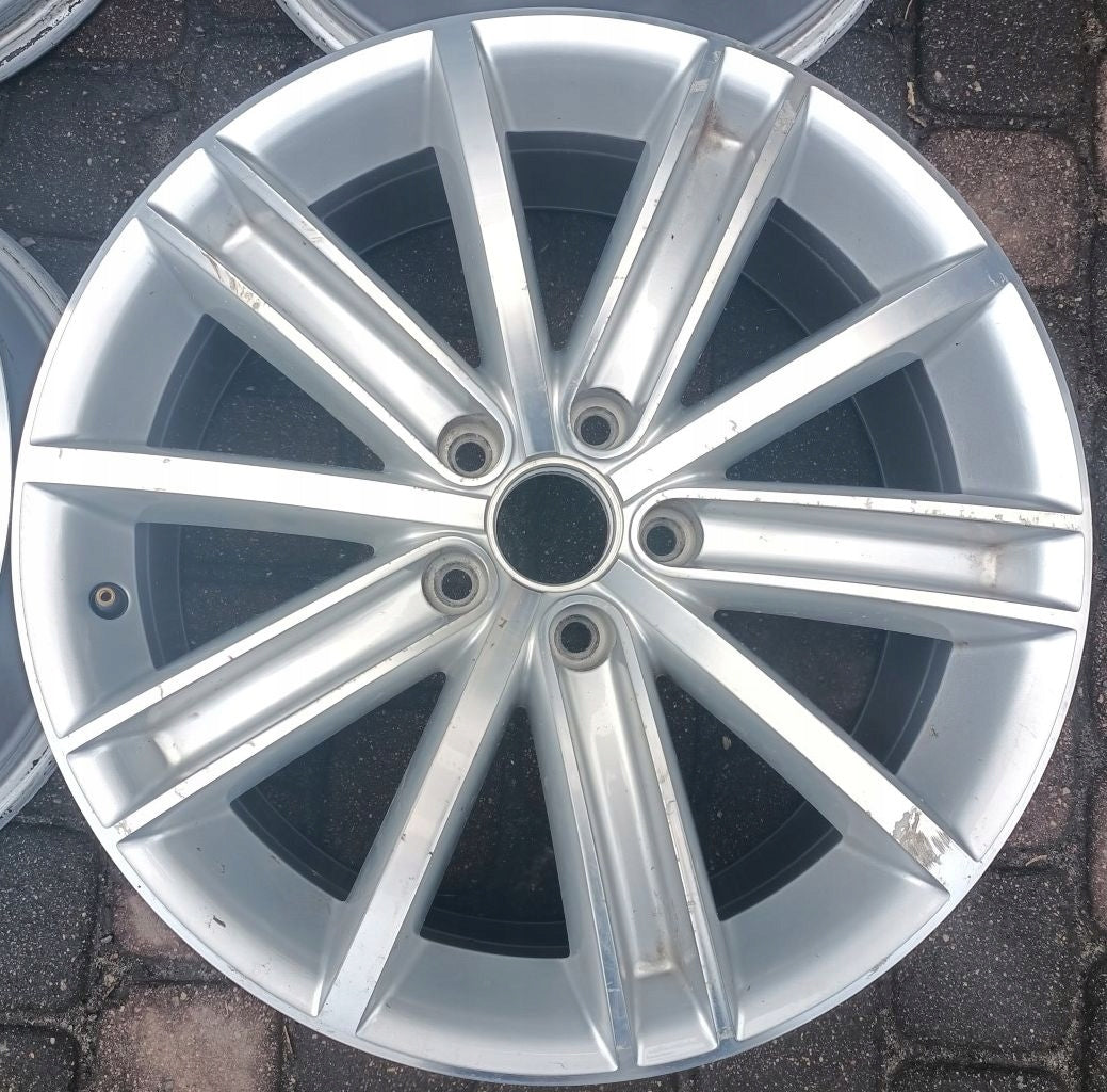 Alu Felge Volkswagen Tiguan Aluminum rim 18 Zoll 7.0J 5x112 43ET 5N0601025AF