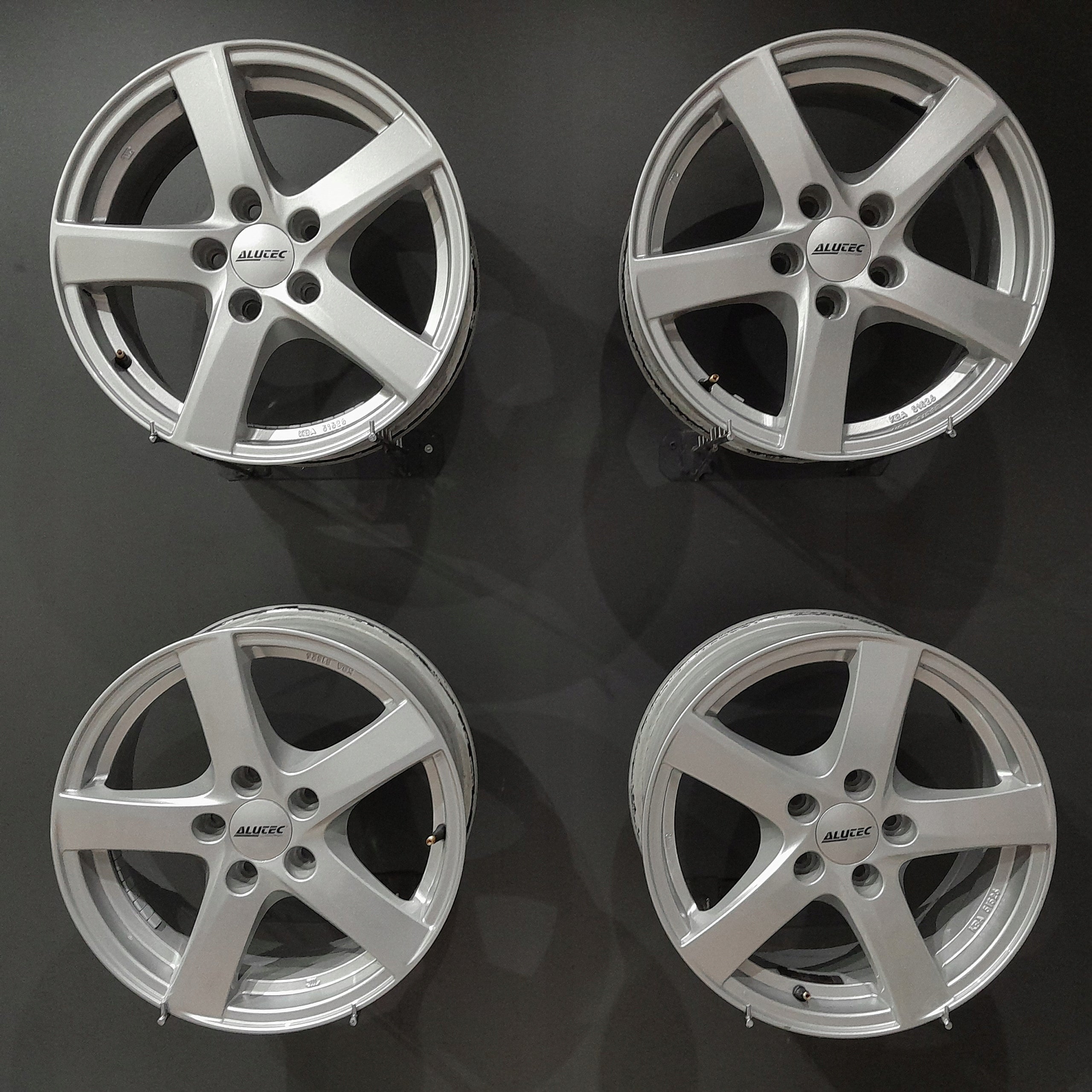  Alu Felge Volkswagen Passat Golf V Golf Aluminum rim 16 Zoll 6.5J 5x112 41ET product image