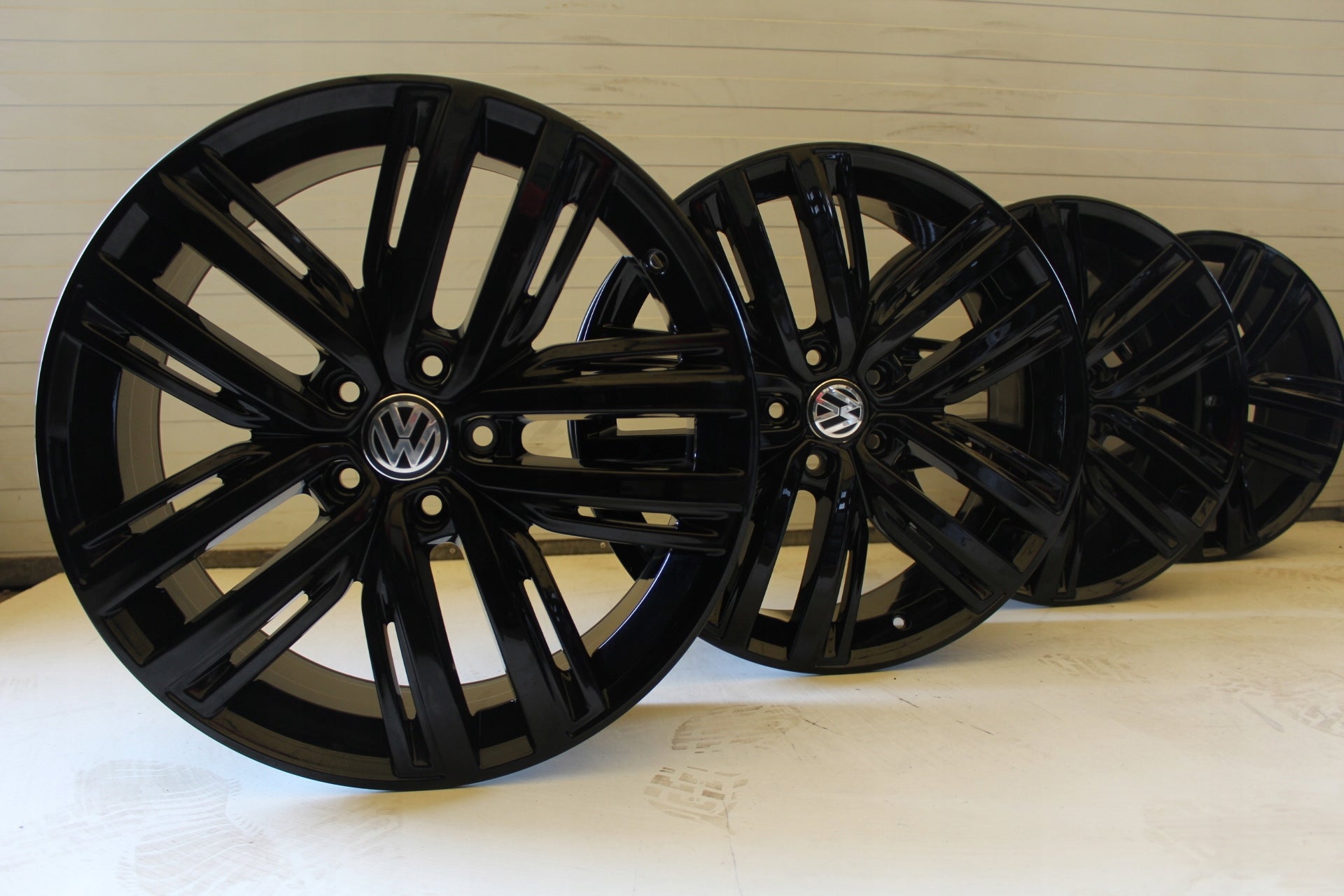 Alu Felge Volkswagen Tiguan Sharan T4 19 Zoll 7.0J 5x112 43ET 5NA601025F