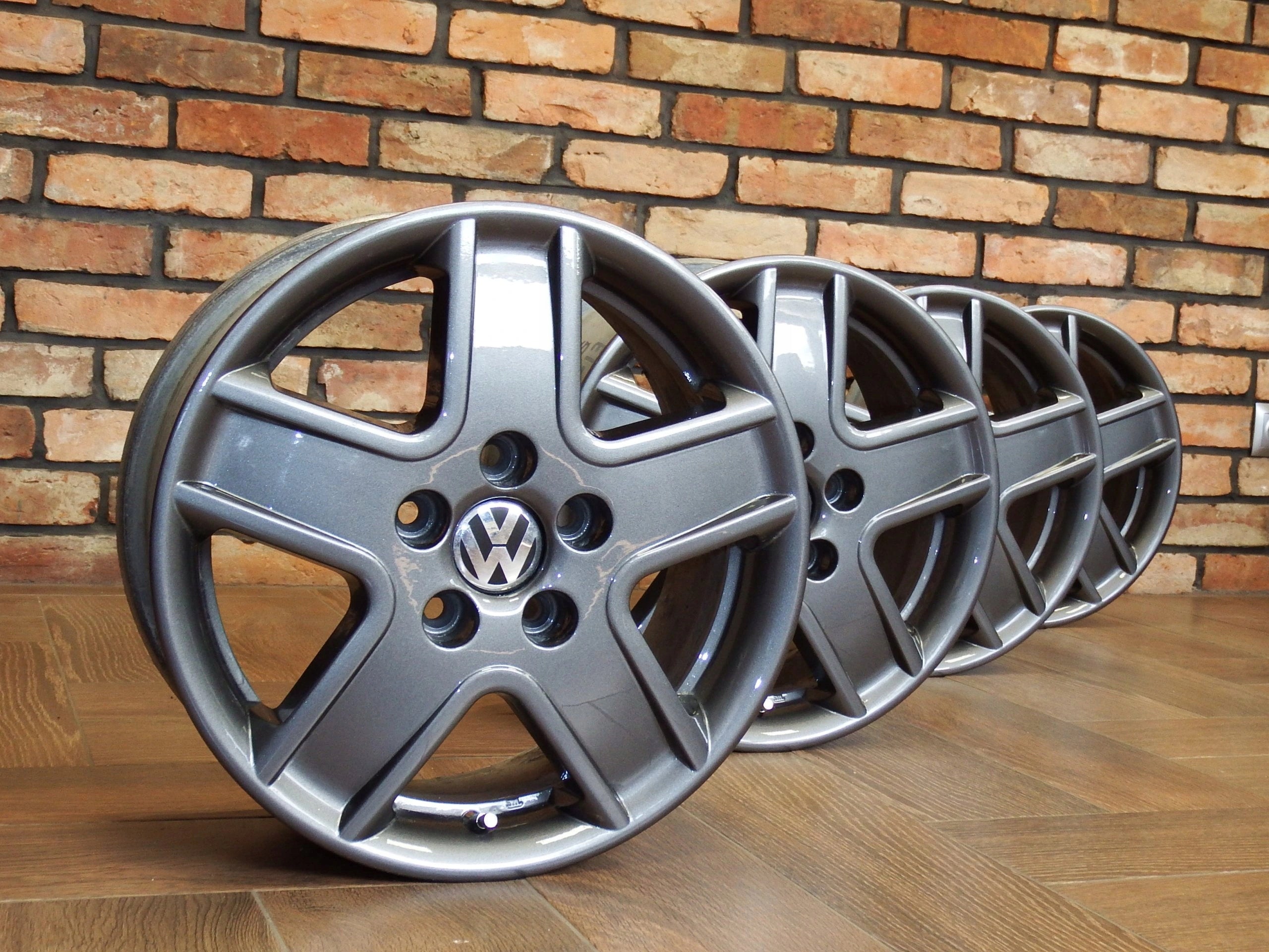 Alu Felge Volkswagen Sharan T5 Aluminum rim 16 Zoll 7.0J 5x112 59ET